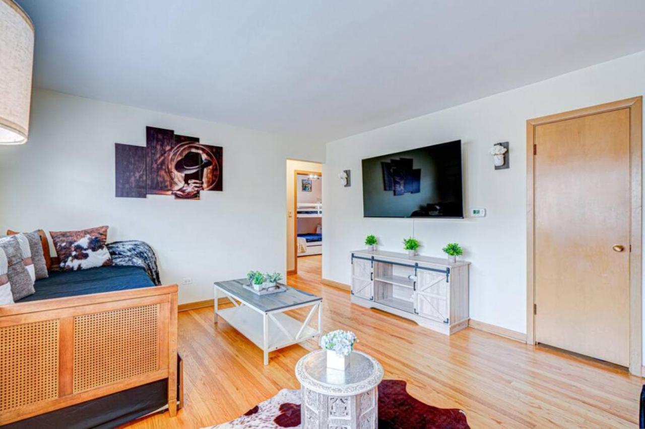 Apartment photo 2
