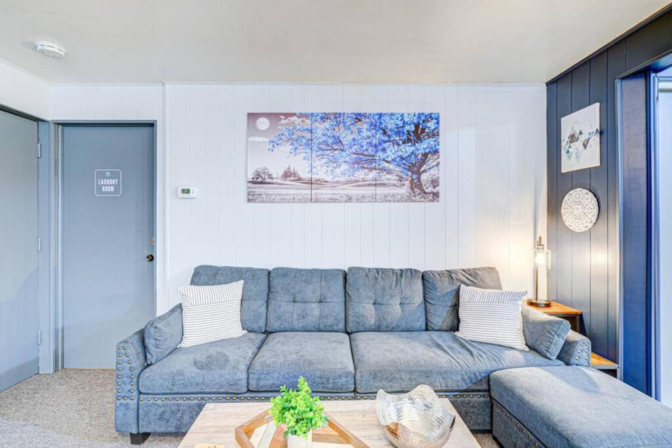Apartment photo 1