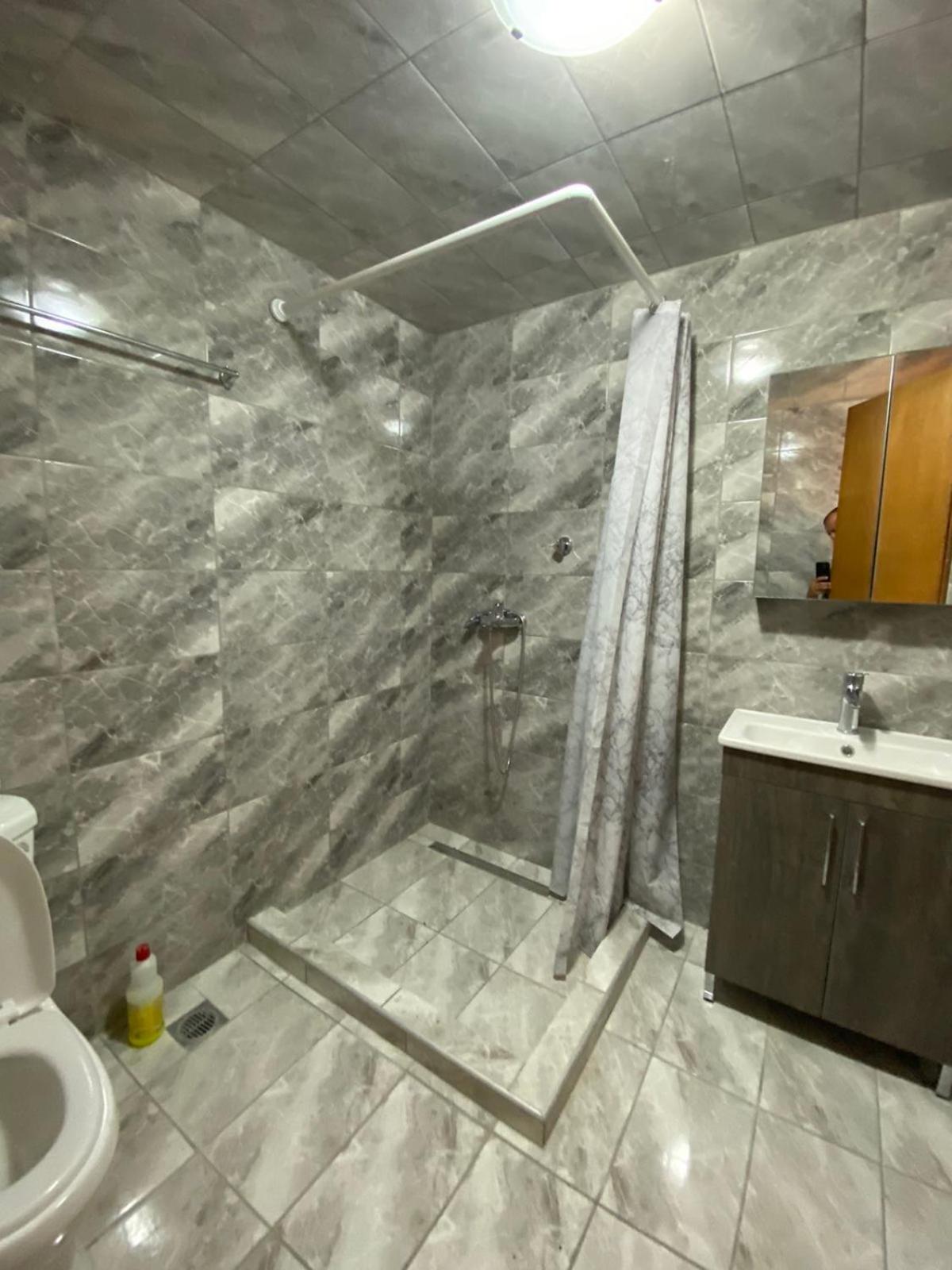 One-Bedroom House photo 3