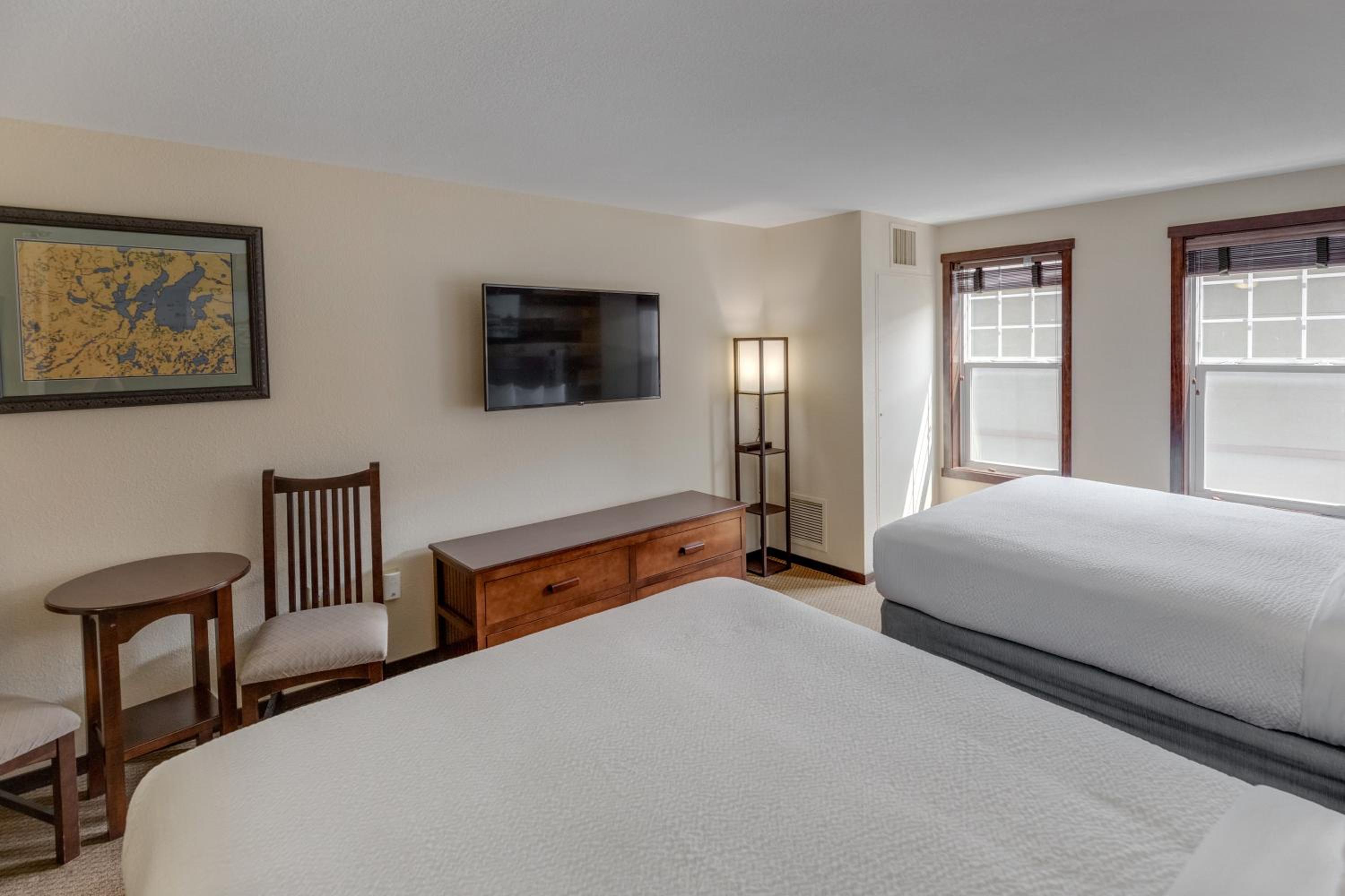 Two Queen Classic Room - Photo 6