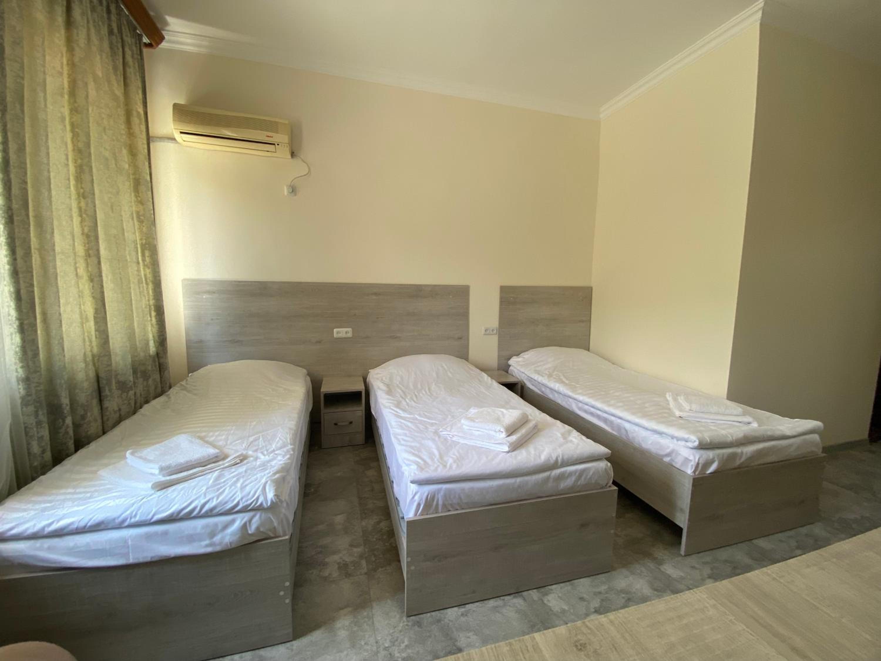 Comfort Triple Room photo 3