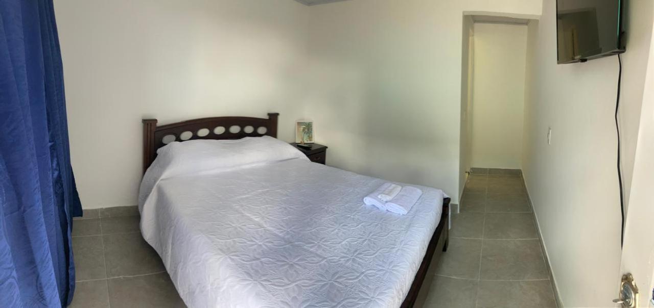 Double Room with Private Bathroom photo 1