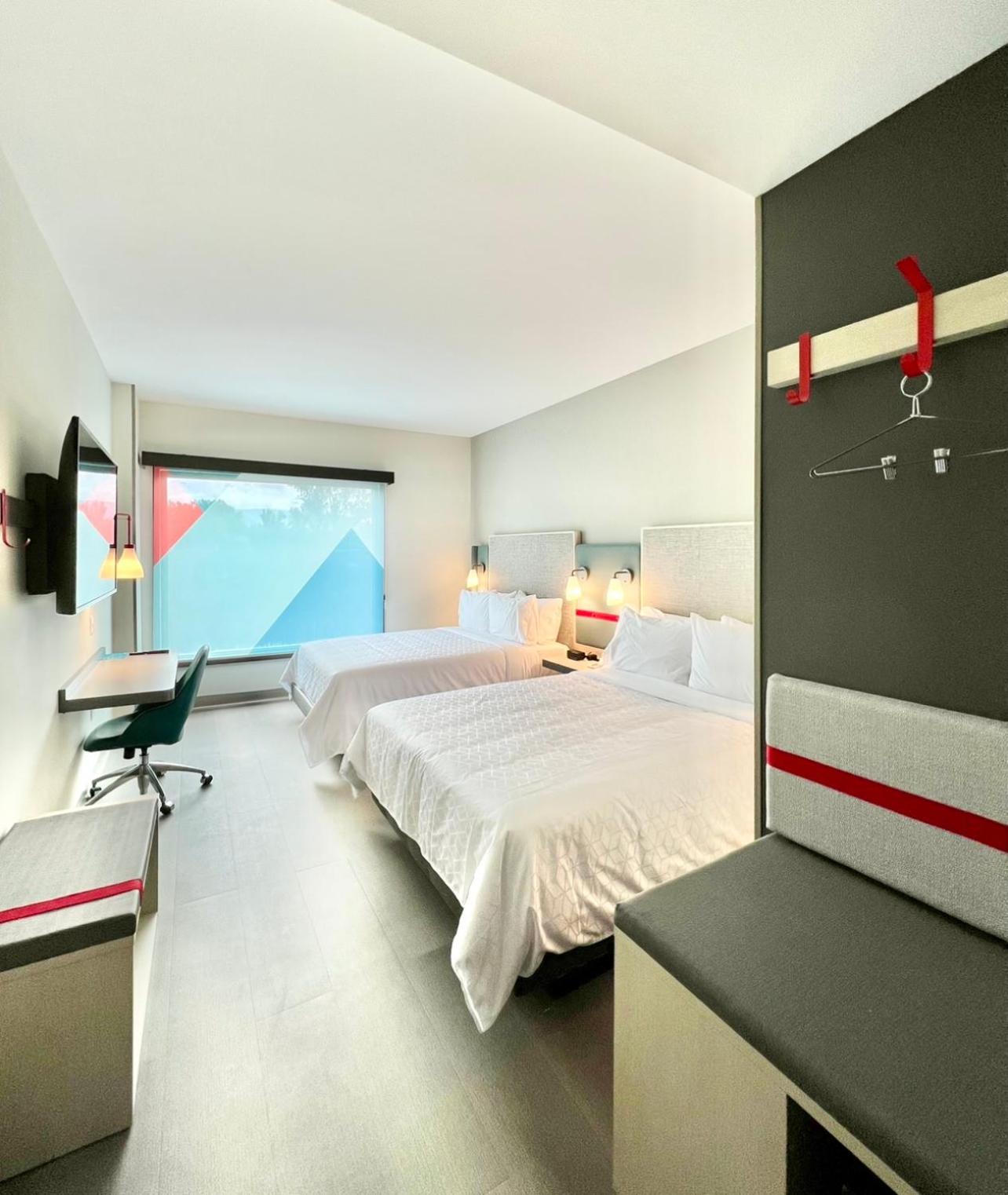 Standard Room with Two Queen Beds - Photo 1