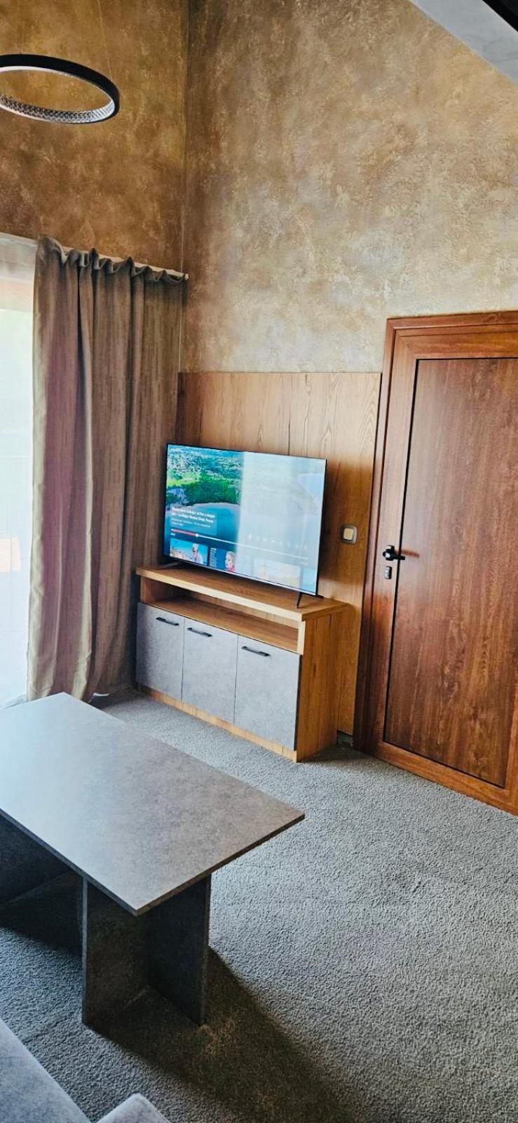 Deluxe Quadruple Room - Photo 4