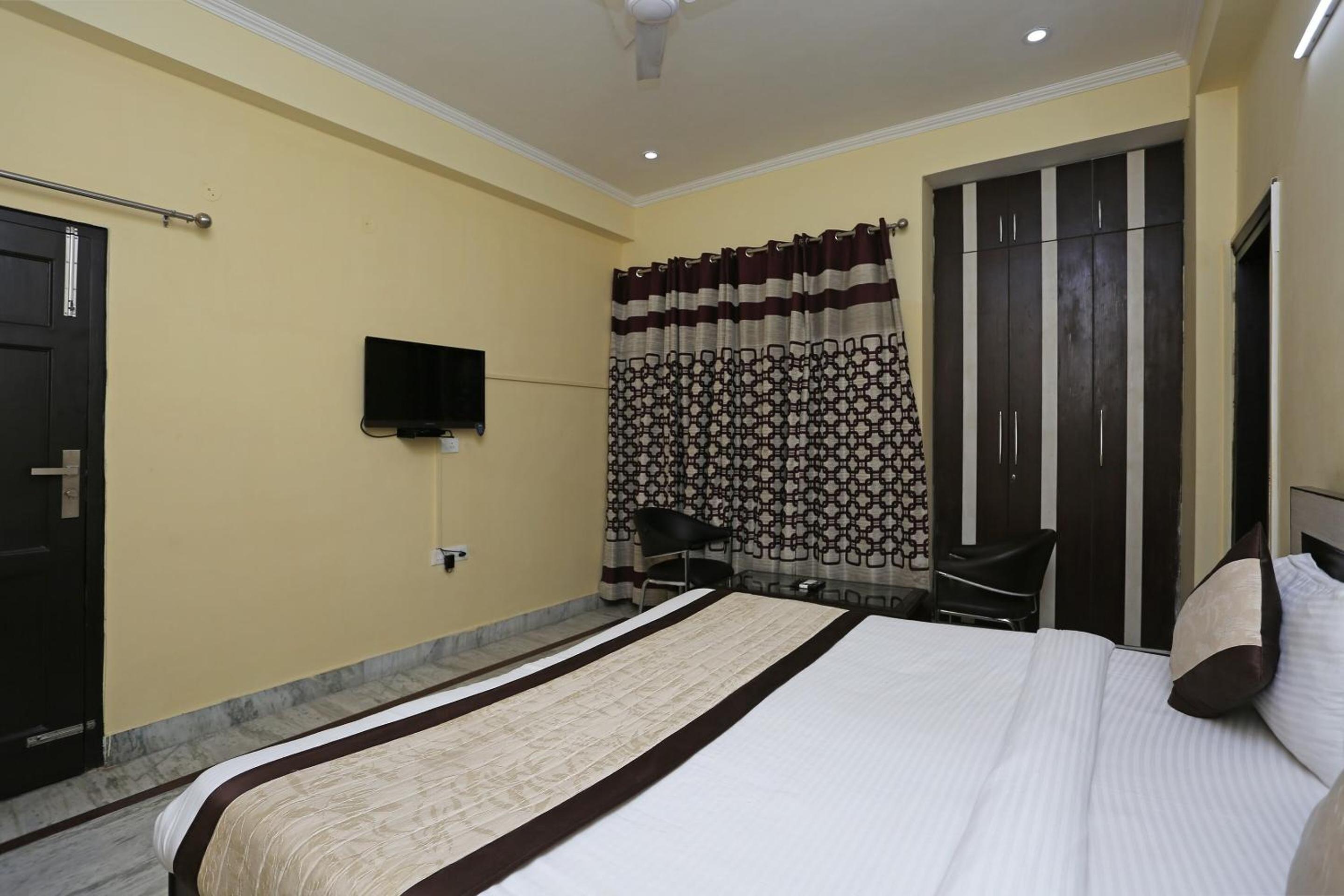 Classic Triple Room