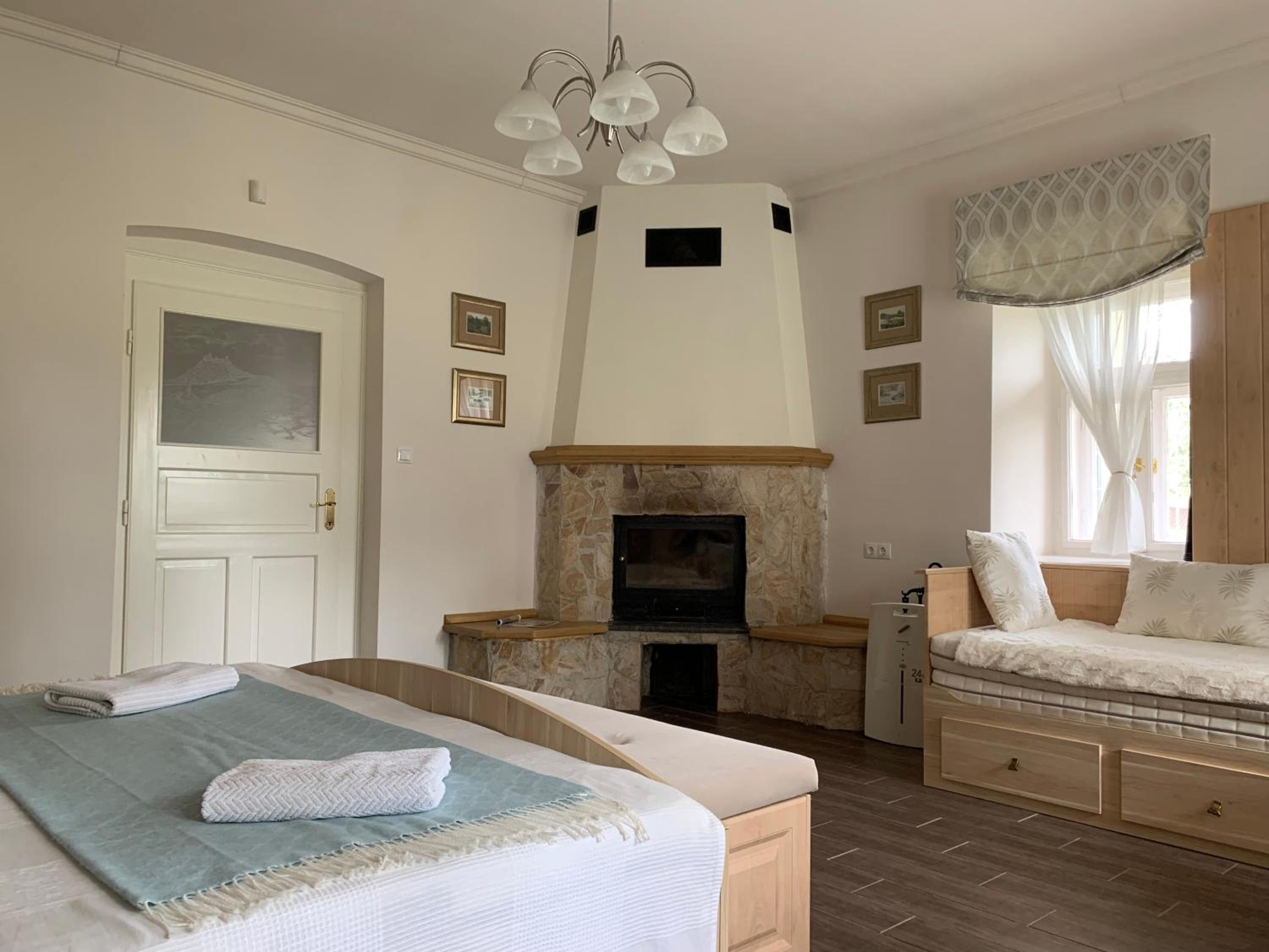 Two-Bedroom House photo 3
