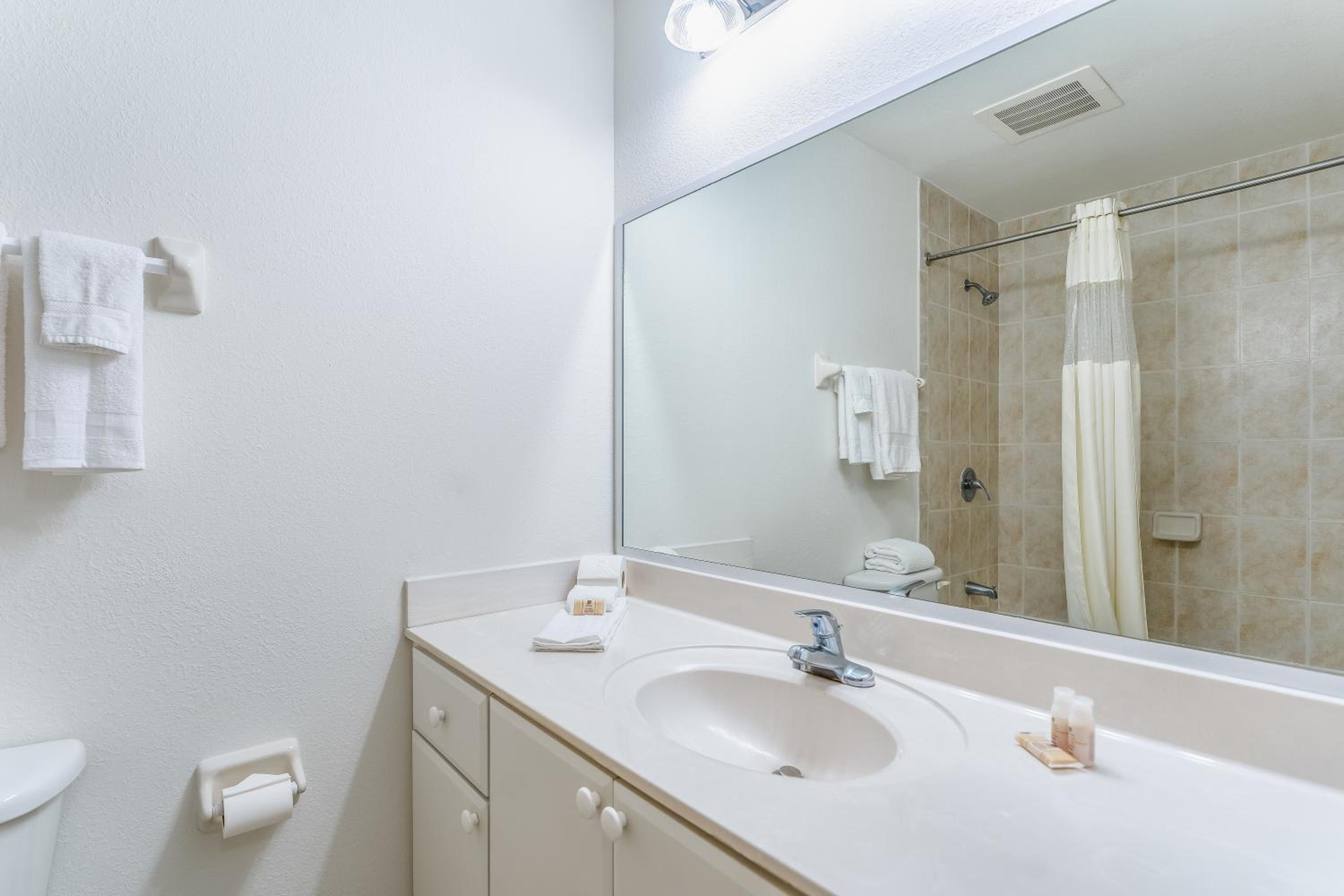 South River Suites — photo 72
