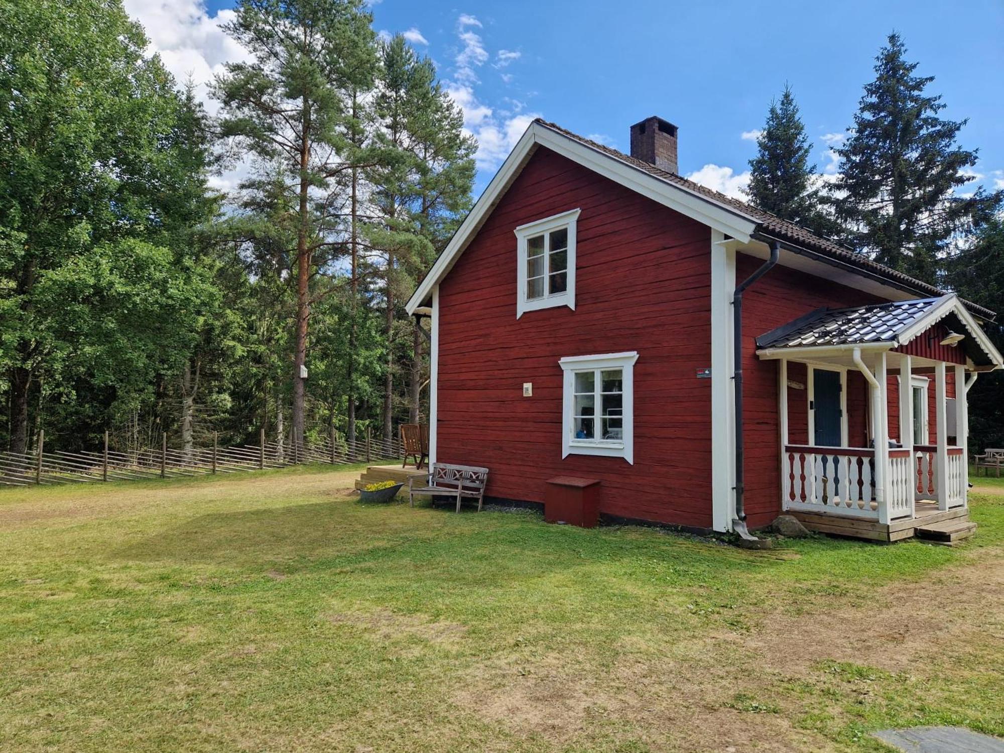 Two-Bedroom House photo 1