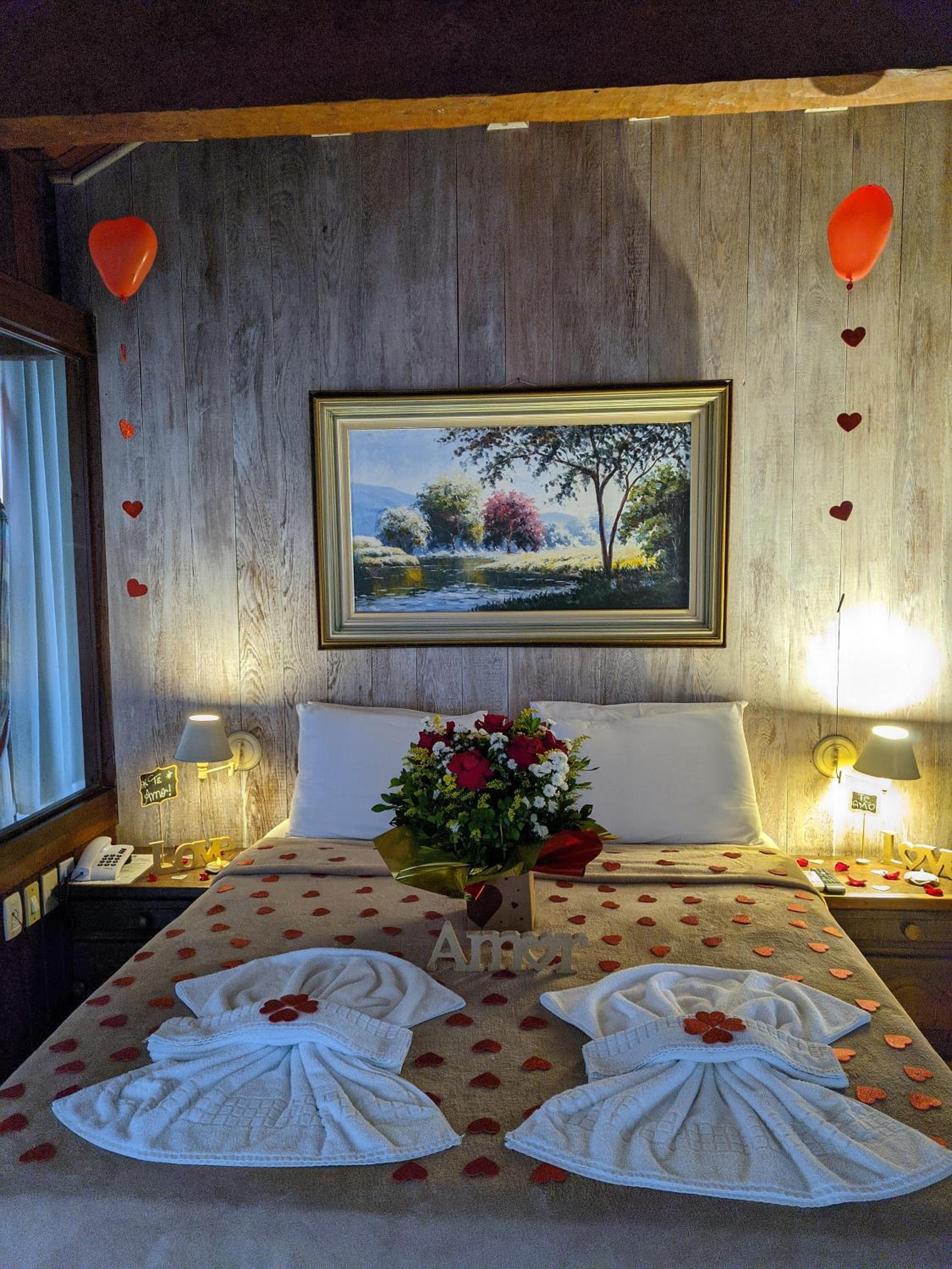 Deluxe Suite photo 2