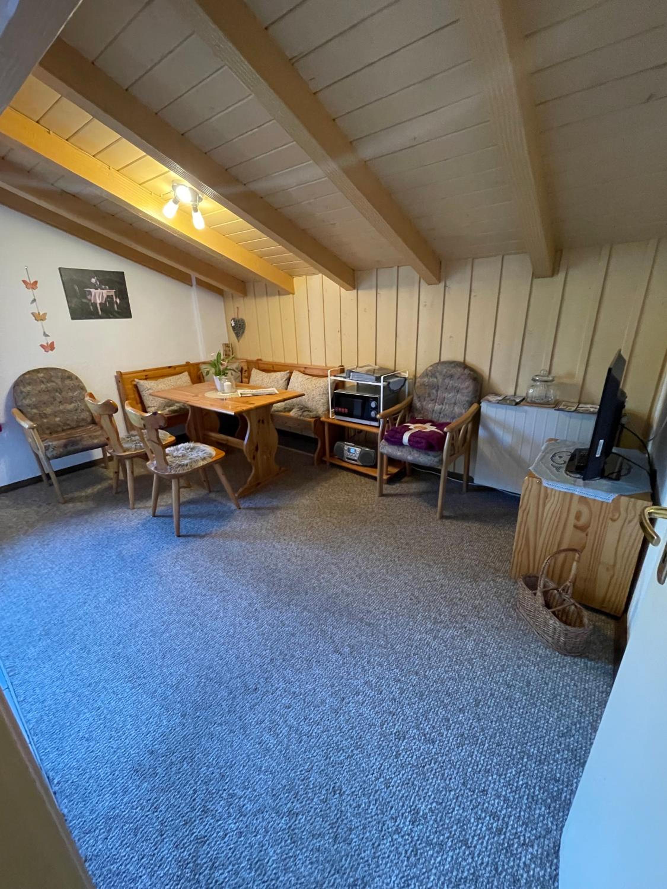 Two-Bedroom Apartment with Balcony photo 2