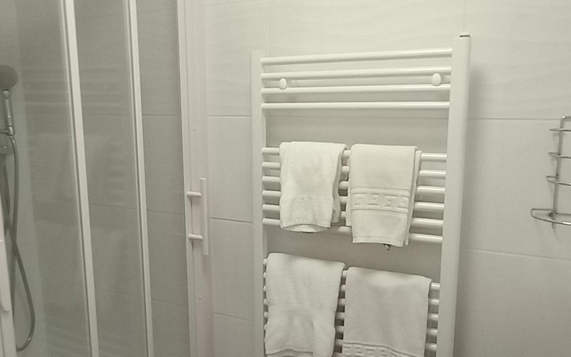 Double Room with Two Double Beds photo 2