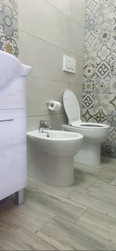 Twin Room with Private Bathroom photo 1