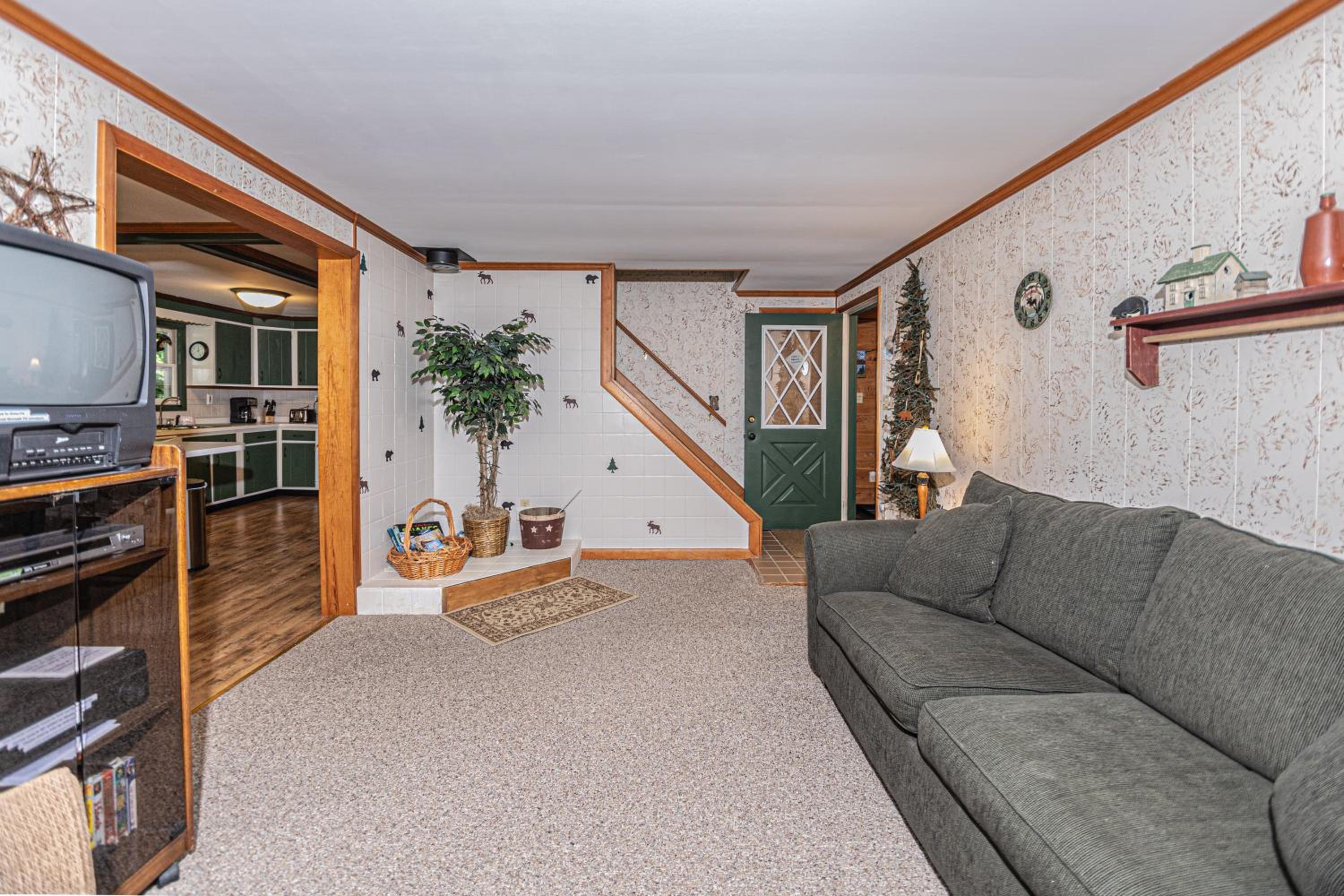 Three-Bedroom House photo 1