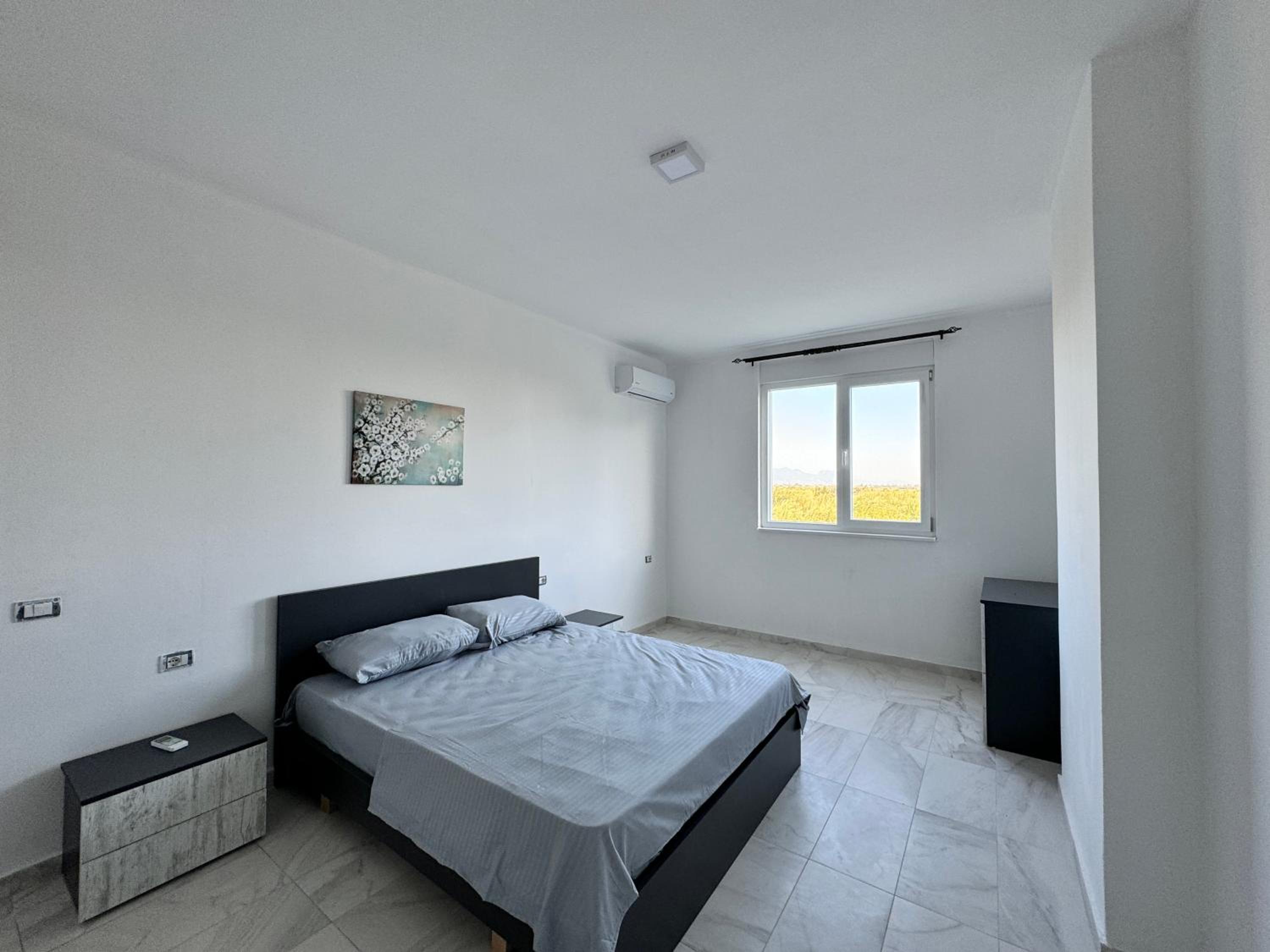 One-Bedroom Apartment With Balcony