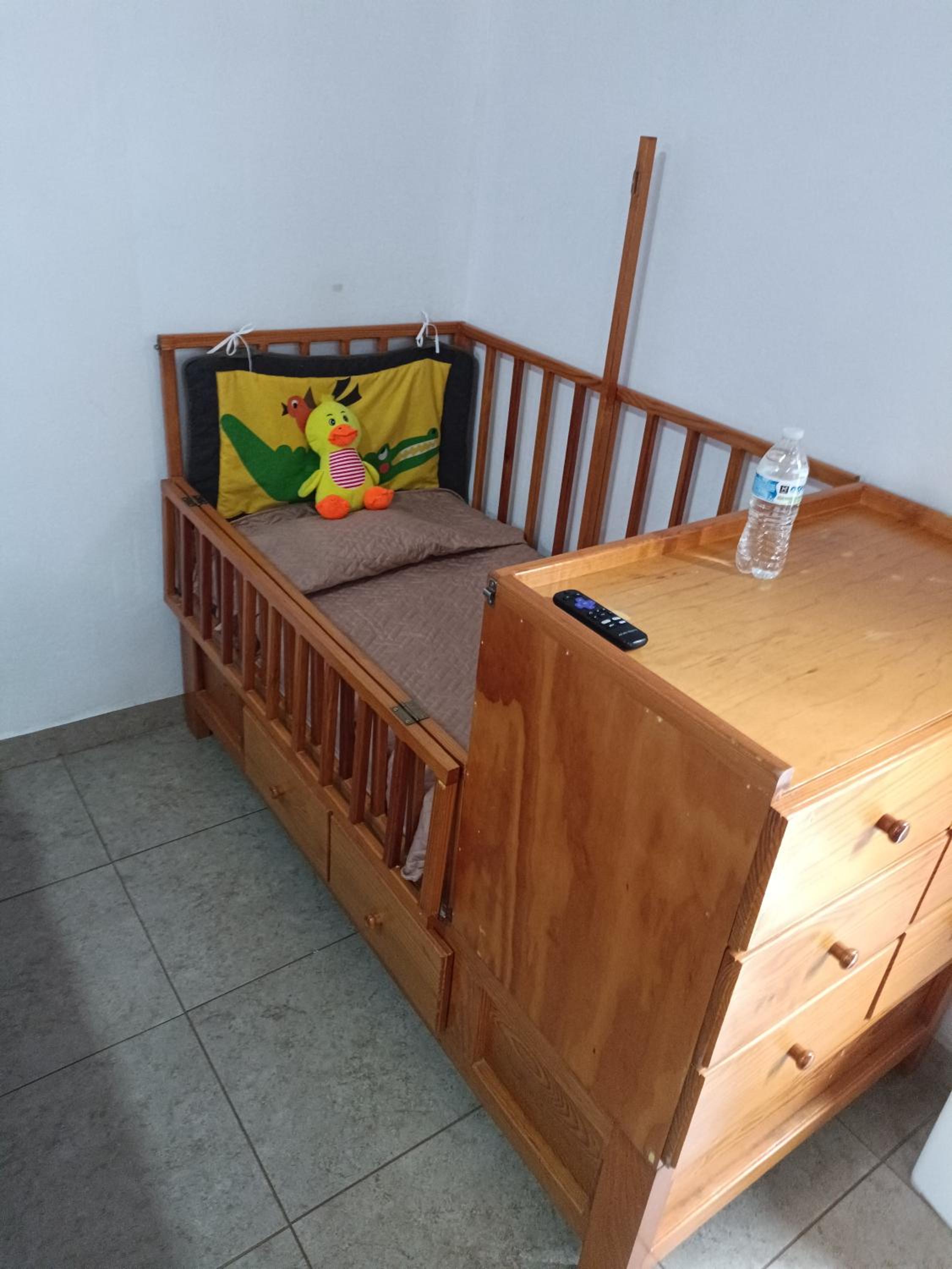 Twin Room - Photo 3