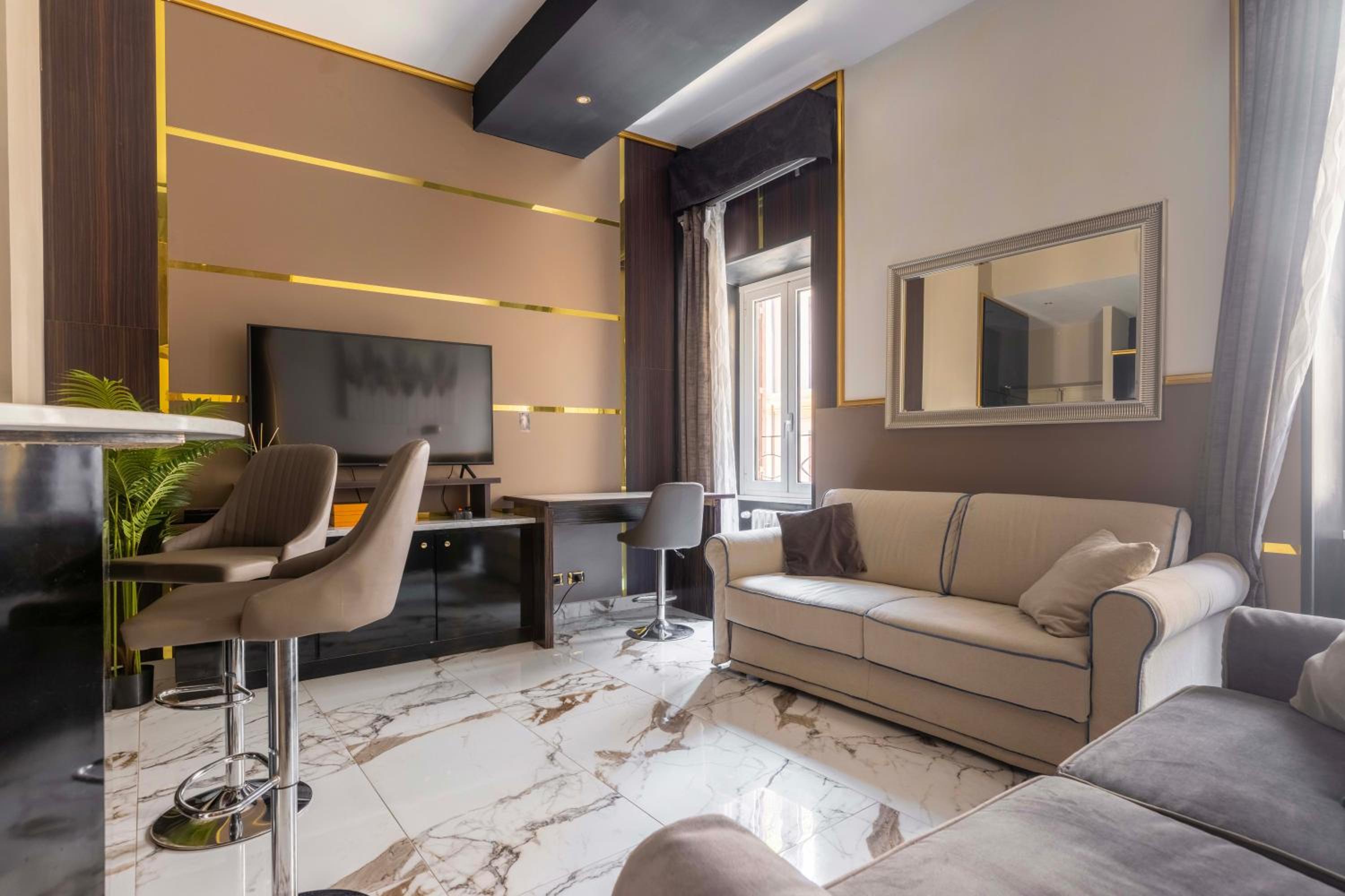 One-Bedroom Apartment