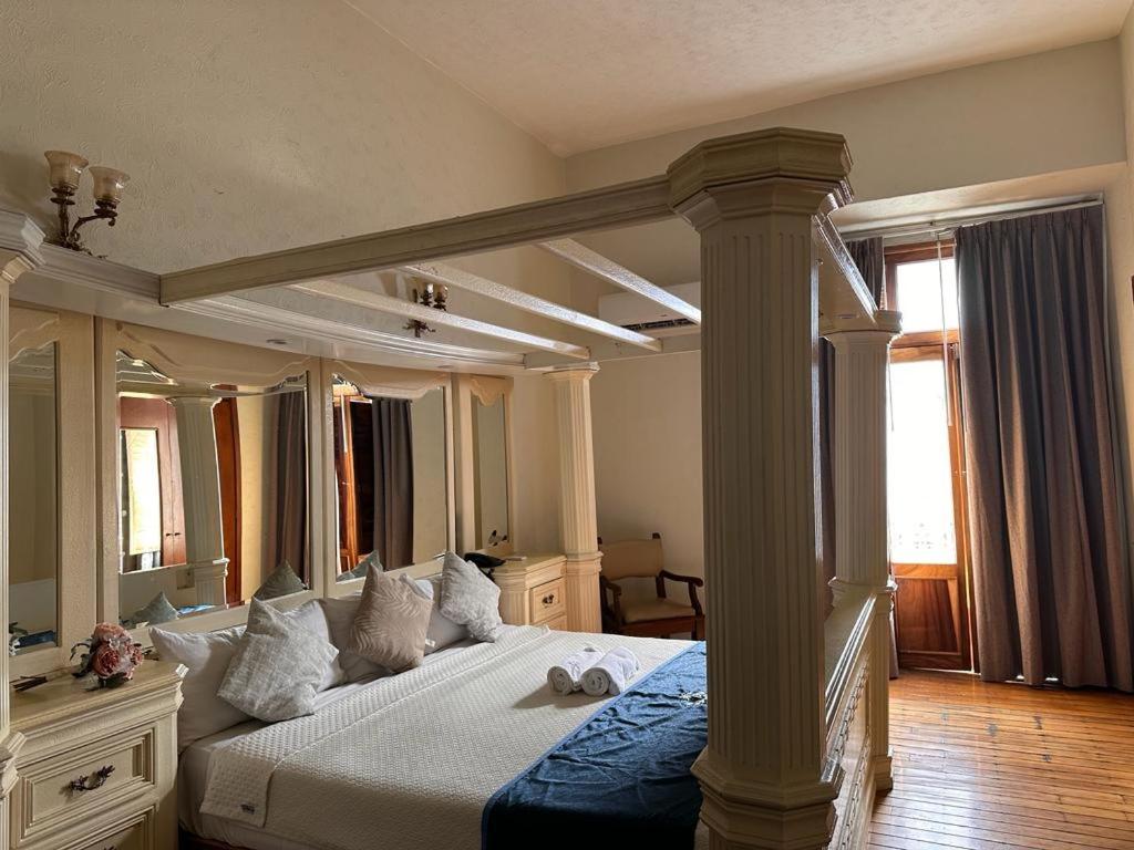 Suite - Photo 2