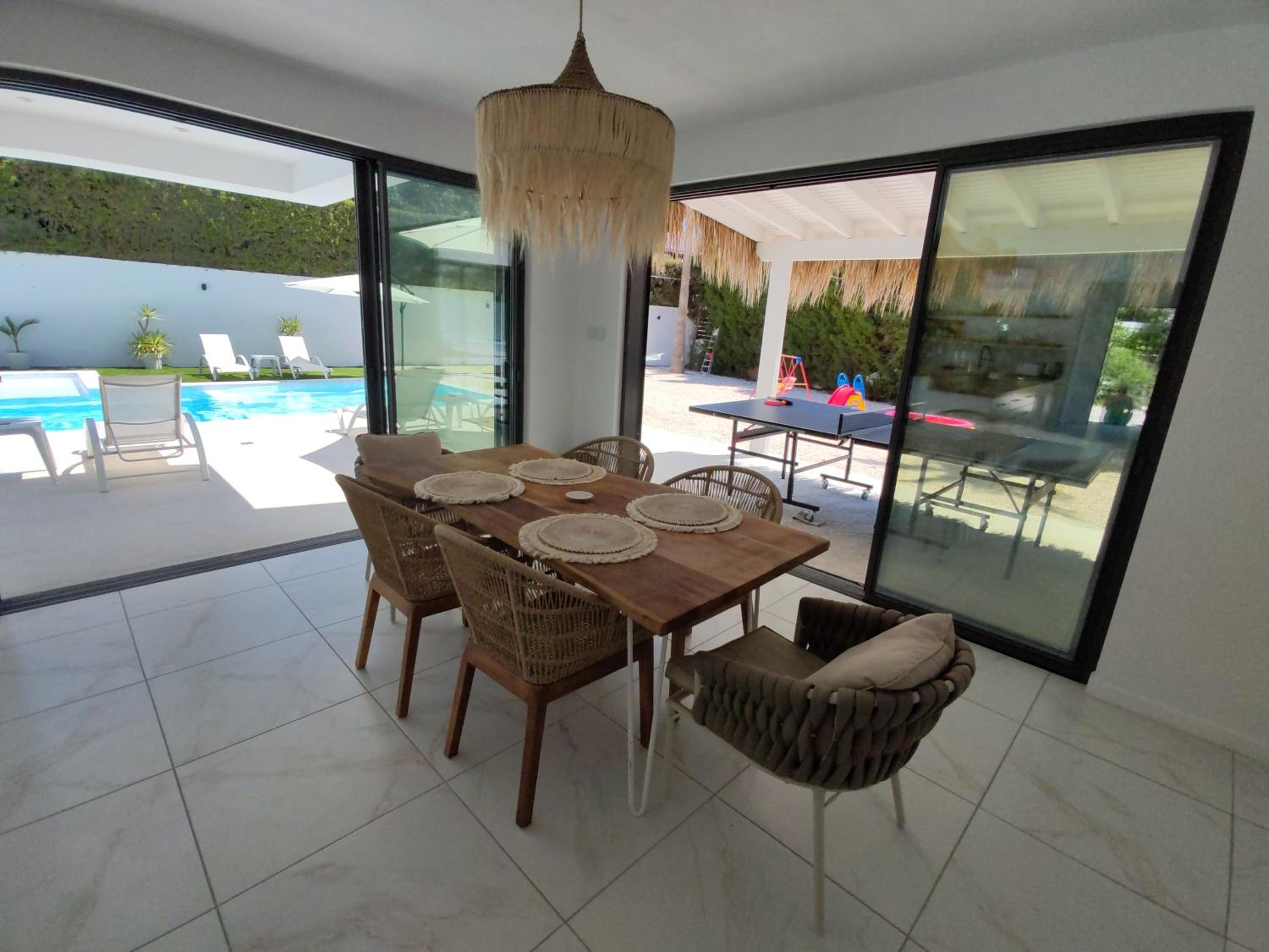 Villa photo 3