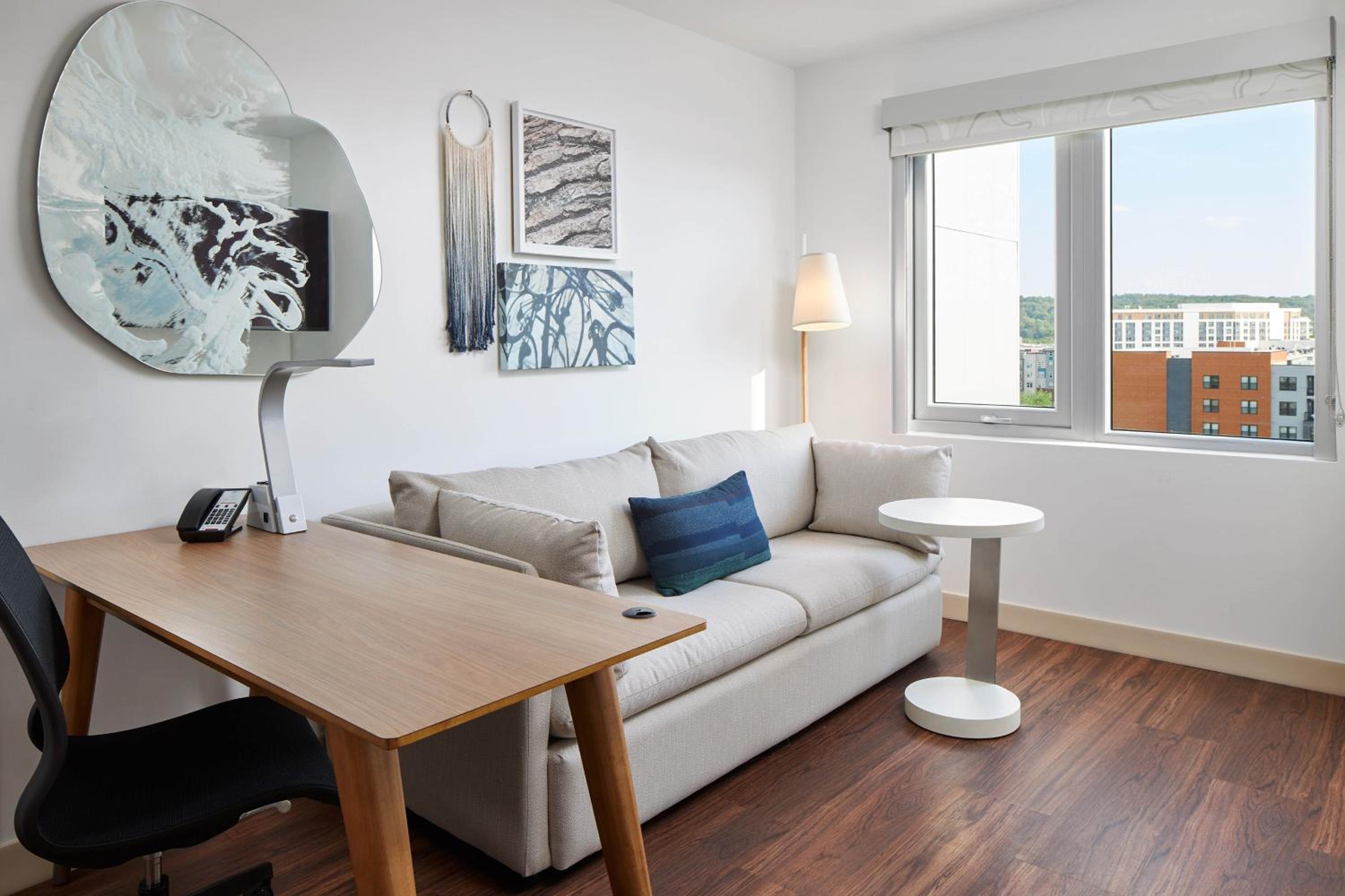 One-Bedroom King Suite with Sofa Bed - Photo 3