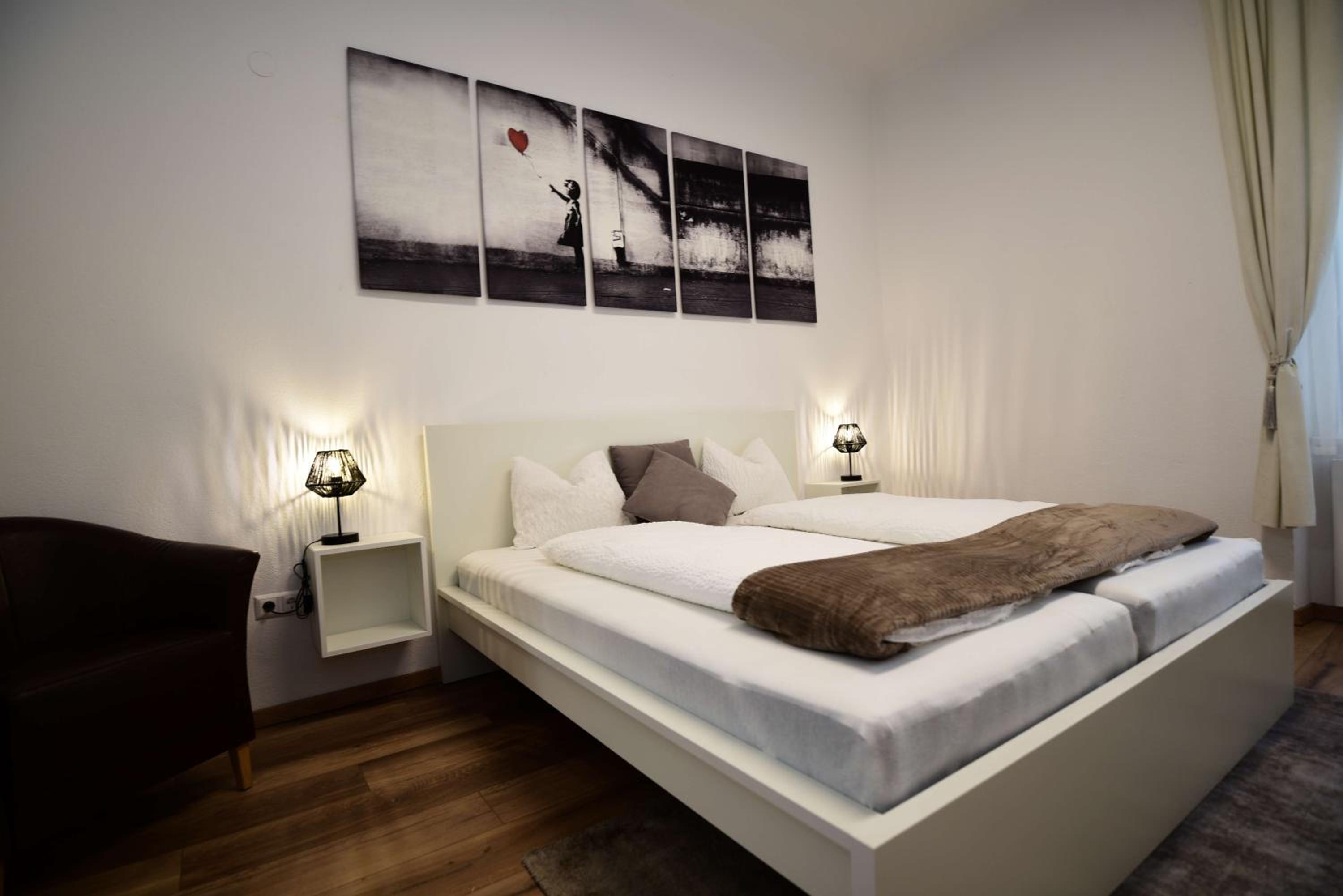 Two-Bedroom Apartment with Balcony photo 1