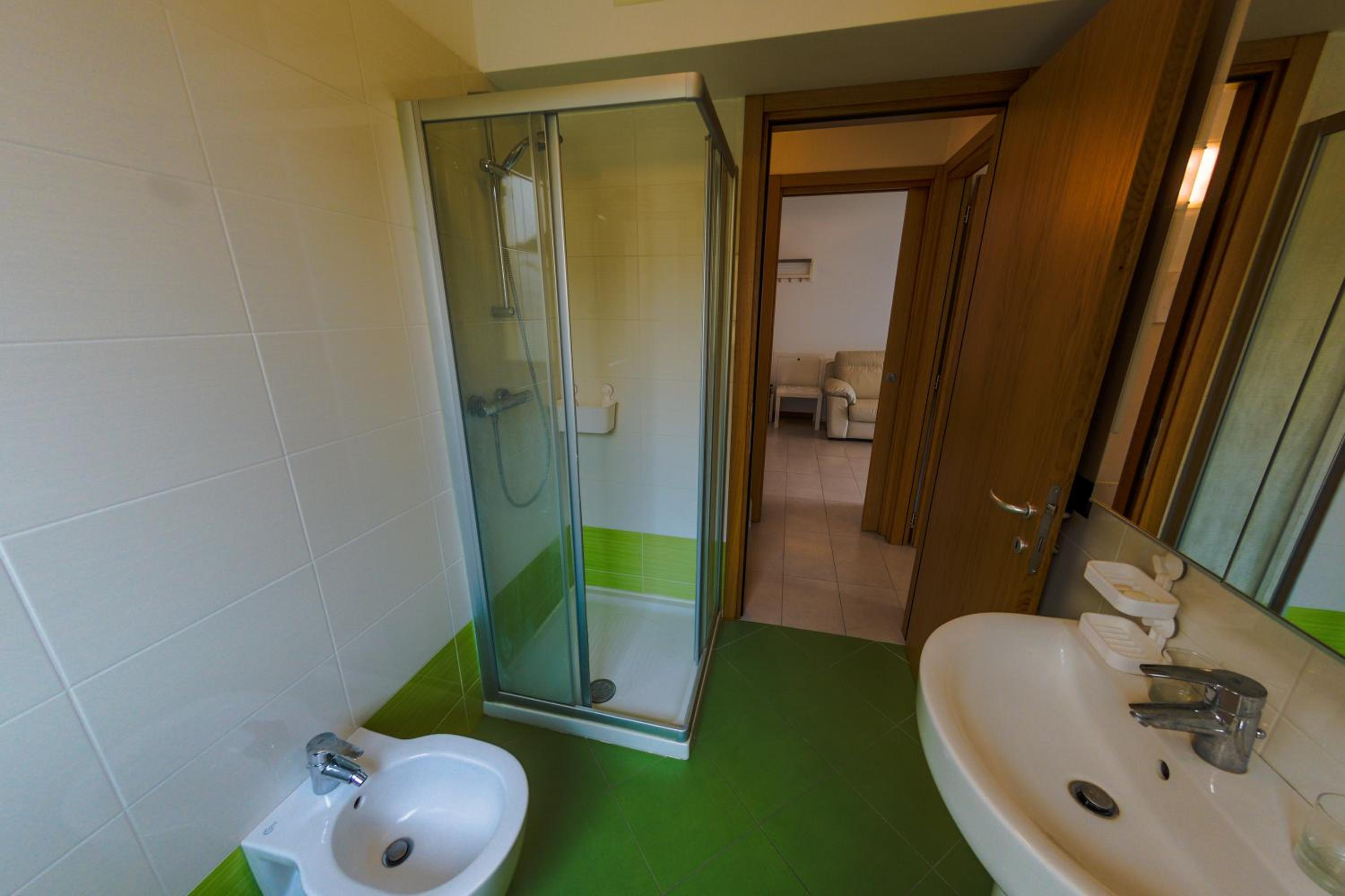 Apartment with Lake View photo 3
