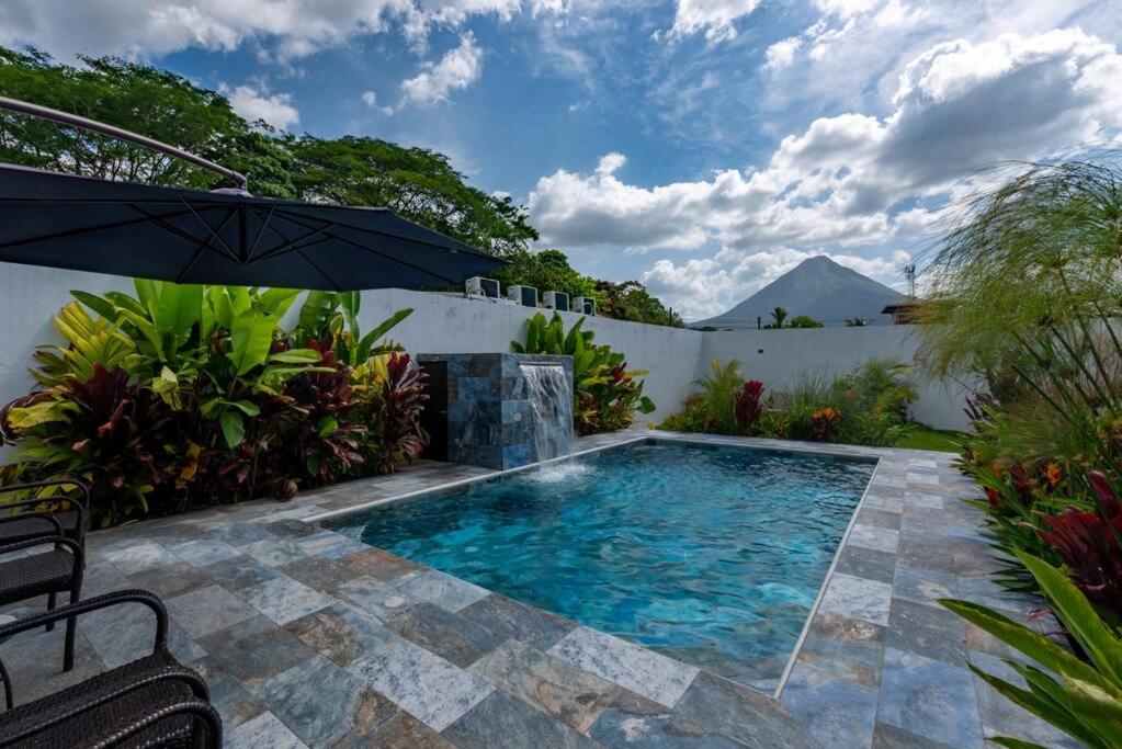 Villa photo 1