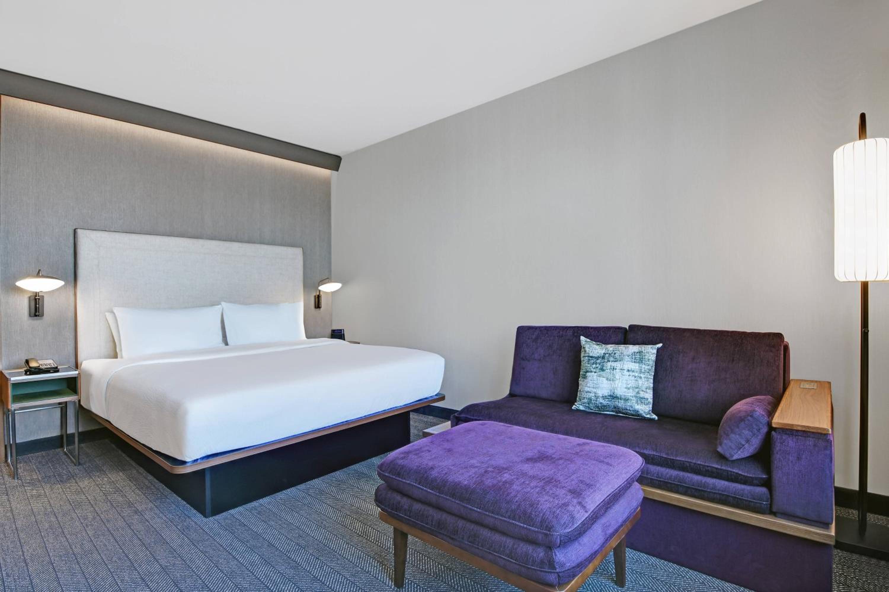 King Room - Hearing Accessible - Photo 1