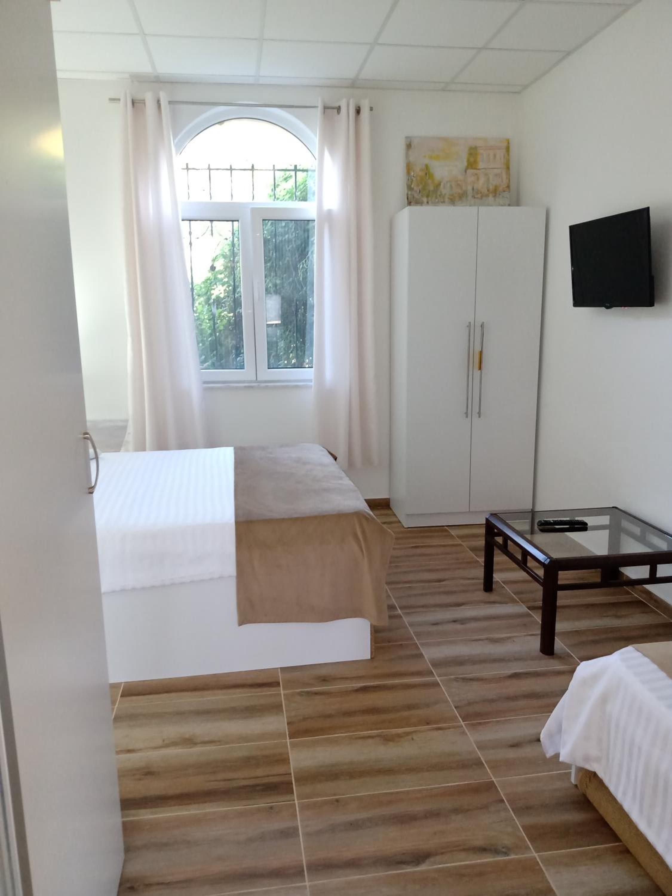 Luxury Triple Room photo 3