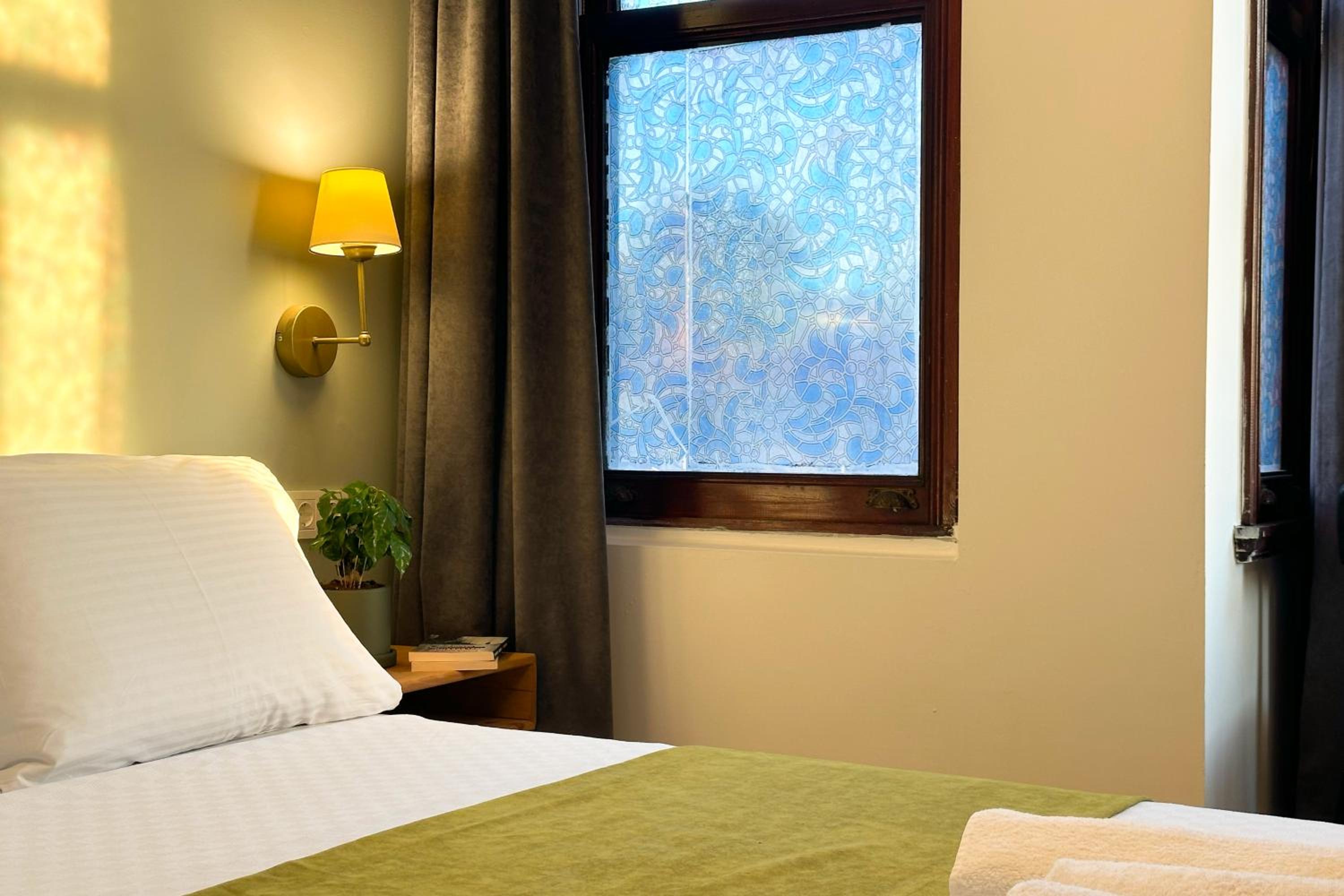 Double Room with Private Bathroom photo 1