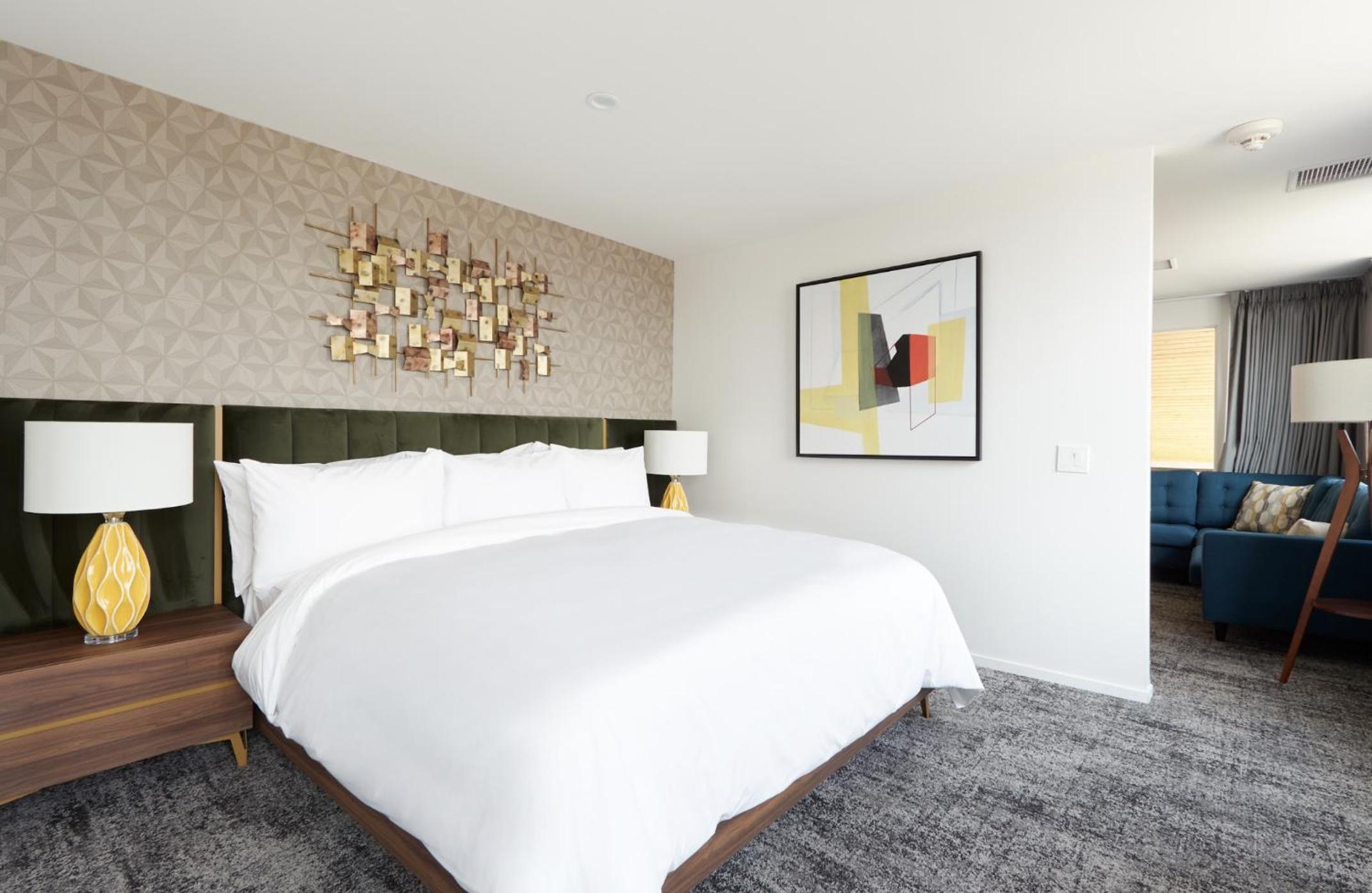Superior King Room - Photo 2