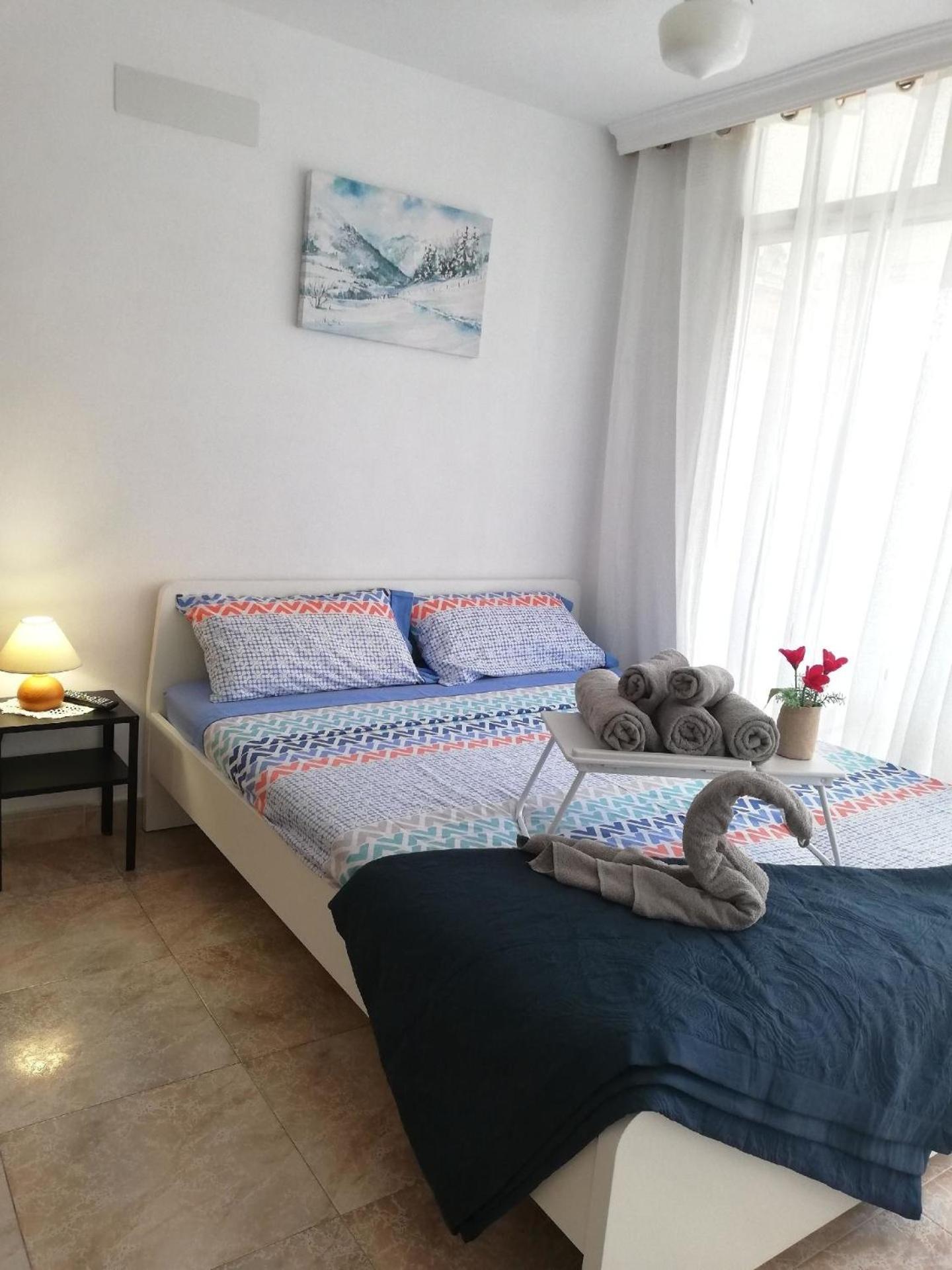 Apartment photo 2
