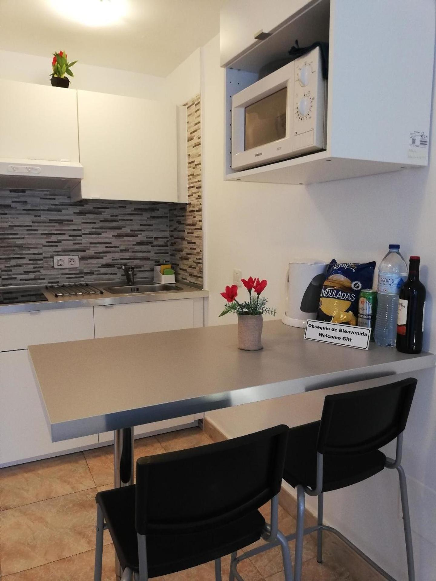 Apartment photo 3