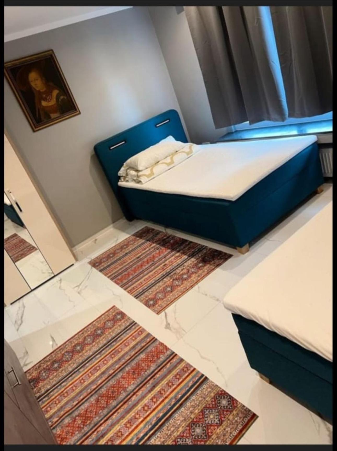 Apartment photo 2
