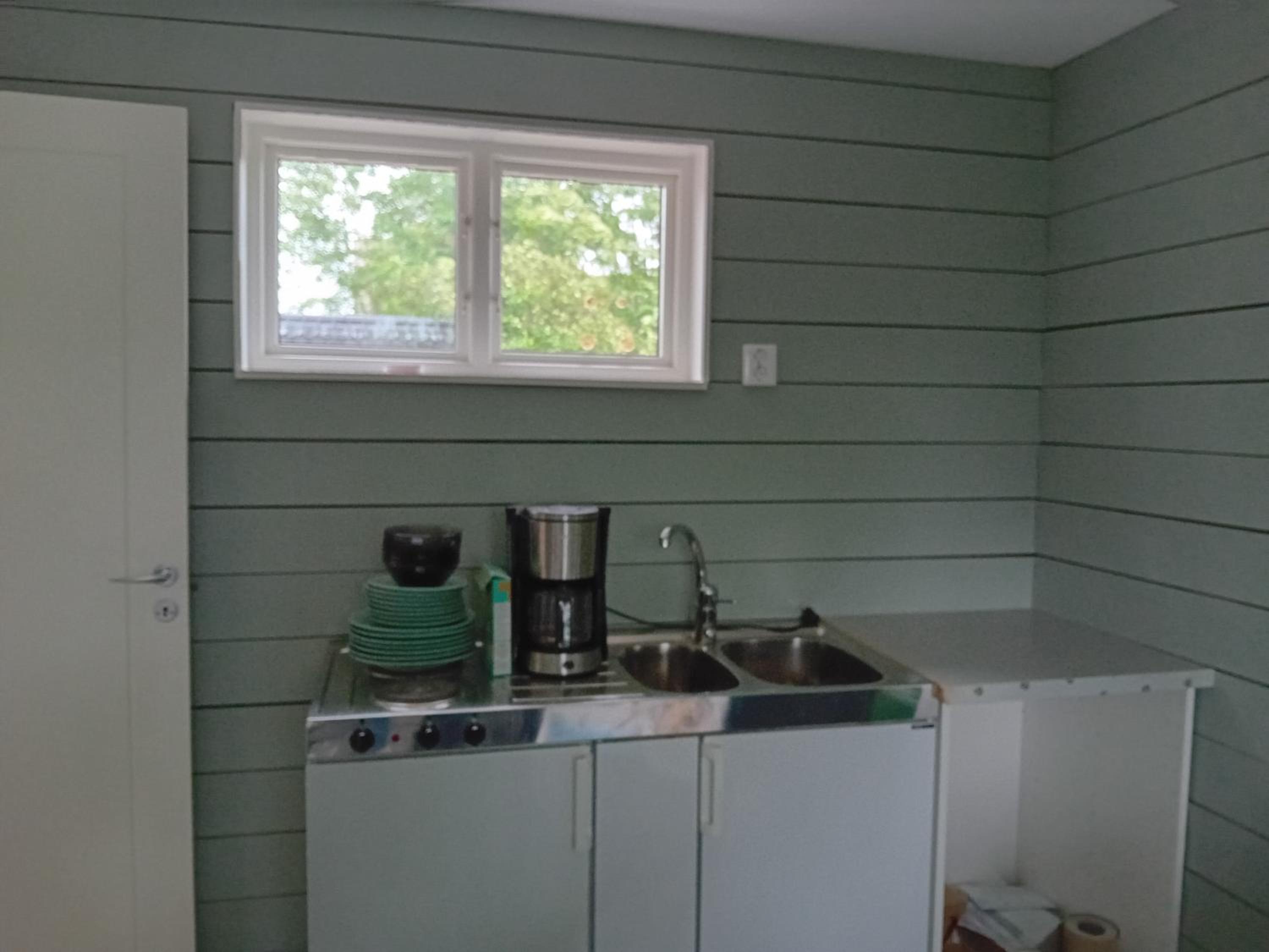One-Bedroom House photo 1
