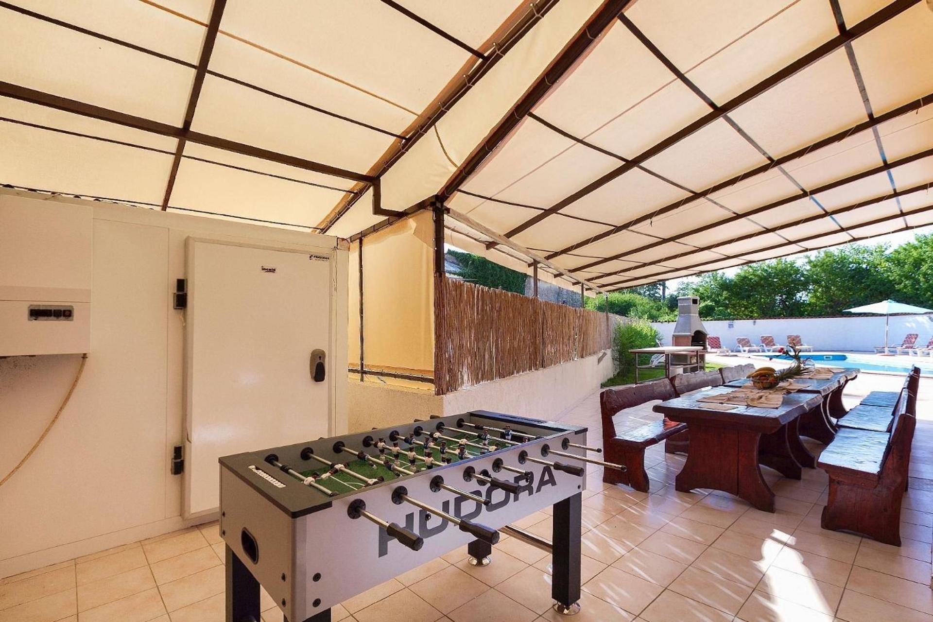 Ten-Bedroom Holiday Home photo 2
