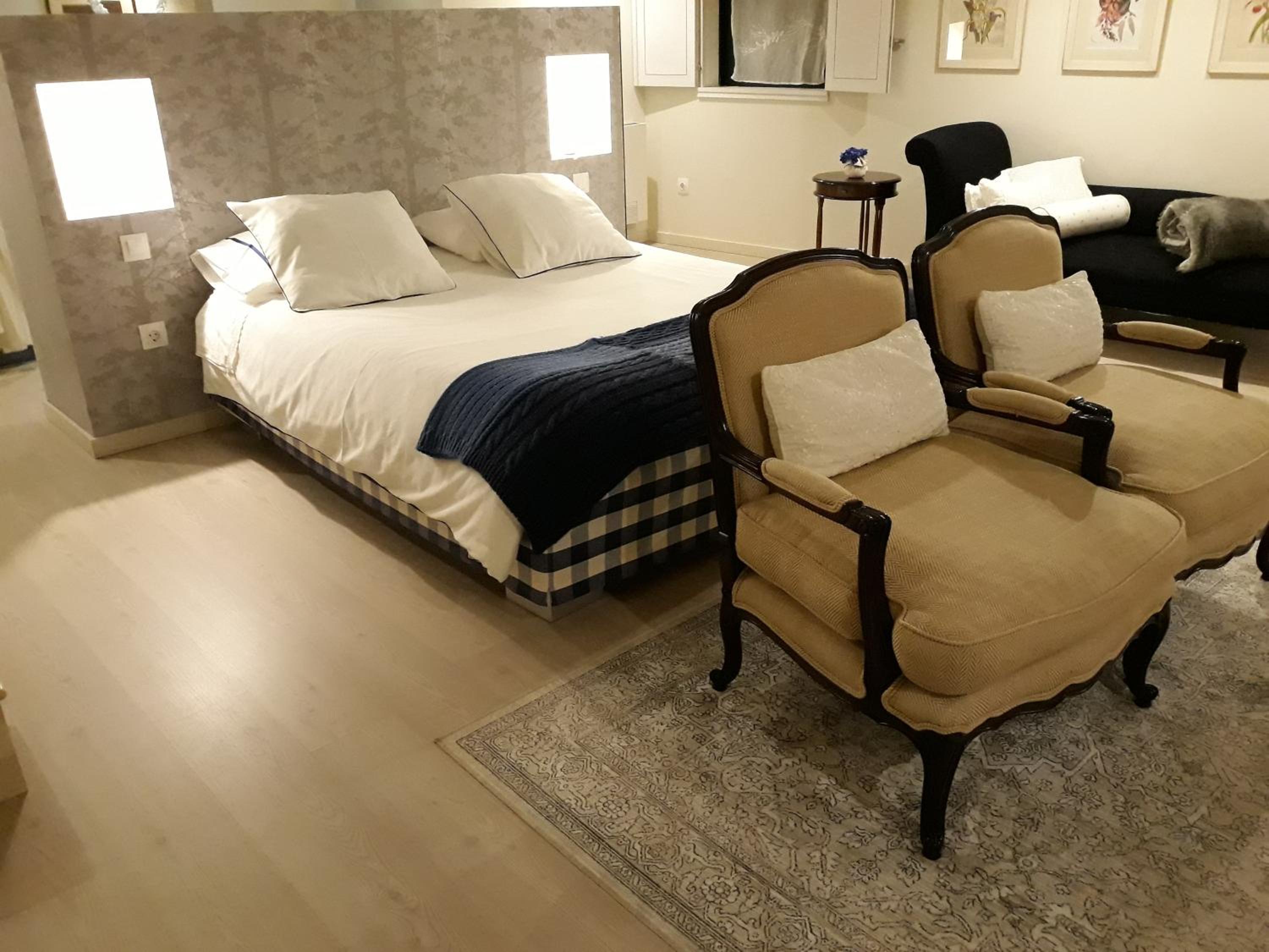 Deluxe Suite - Photo 1