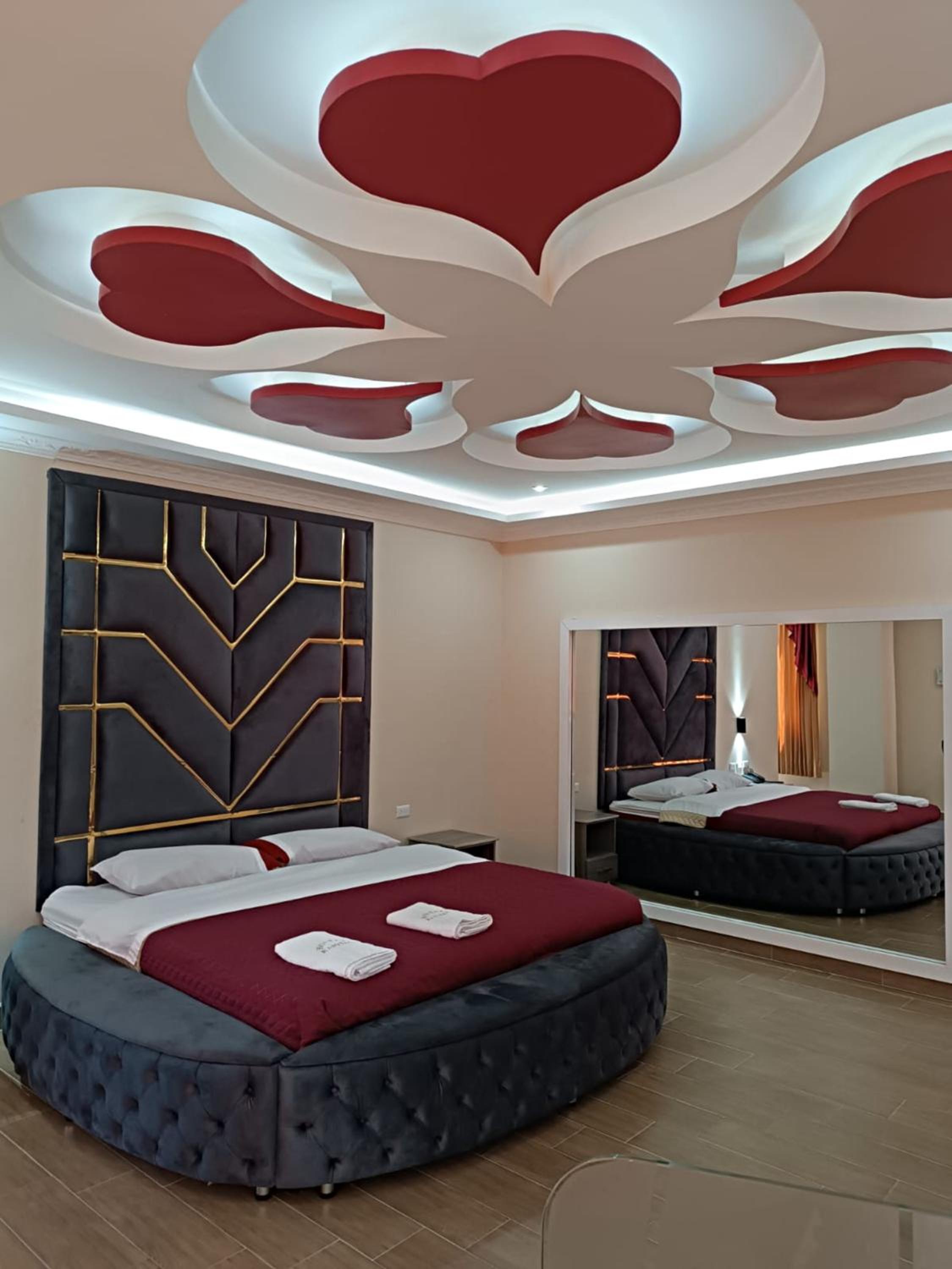 Queen Room with Spa Bath photo 2