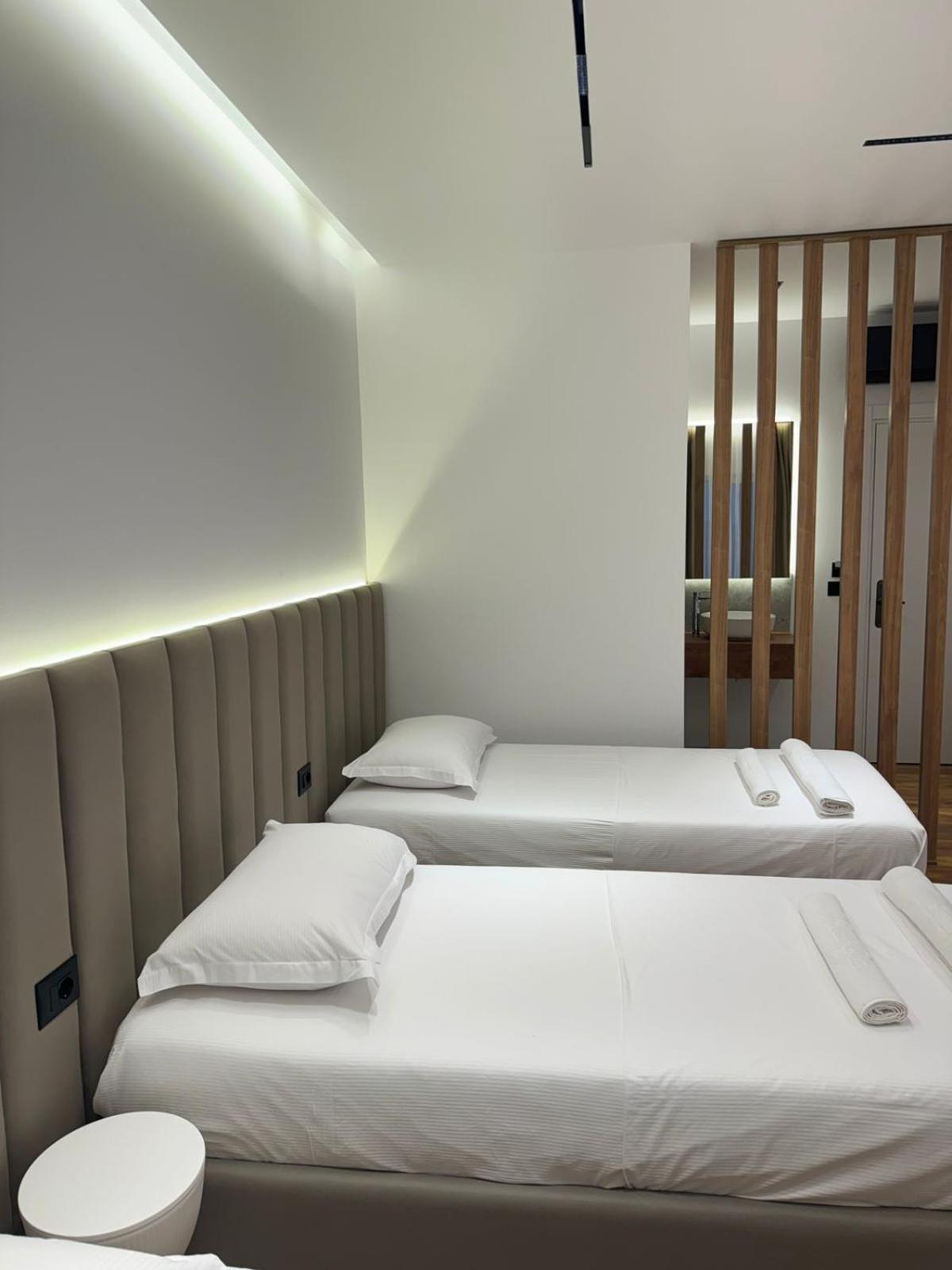 Deluxe Triple Room photo 3