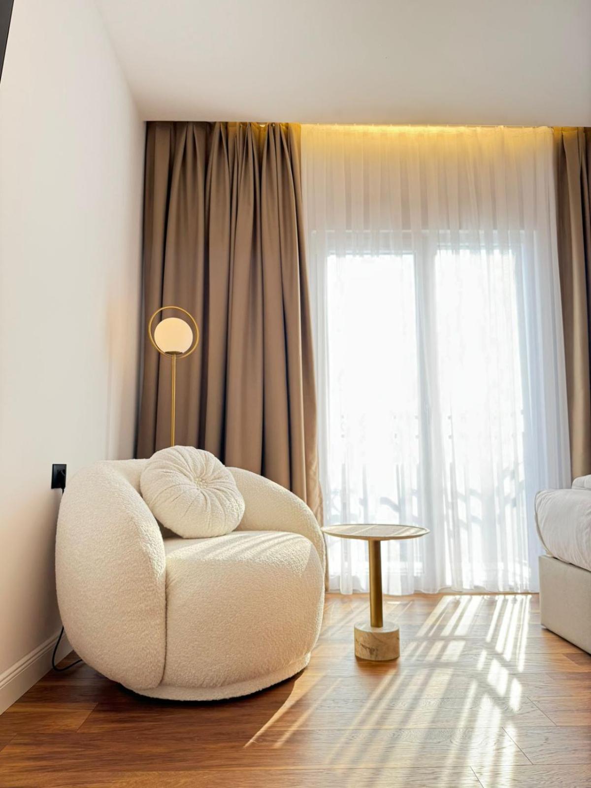 King Suite with Balcony