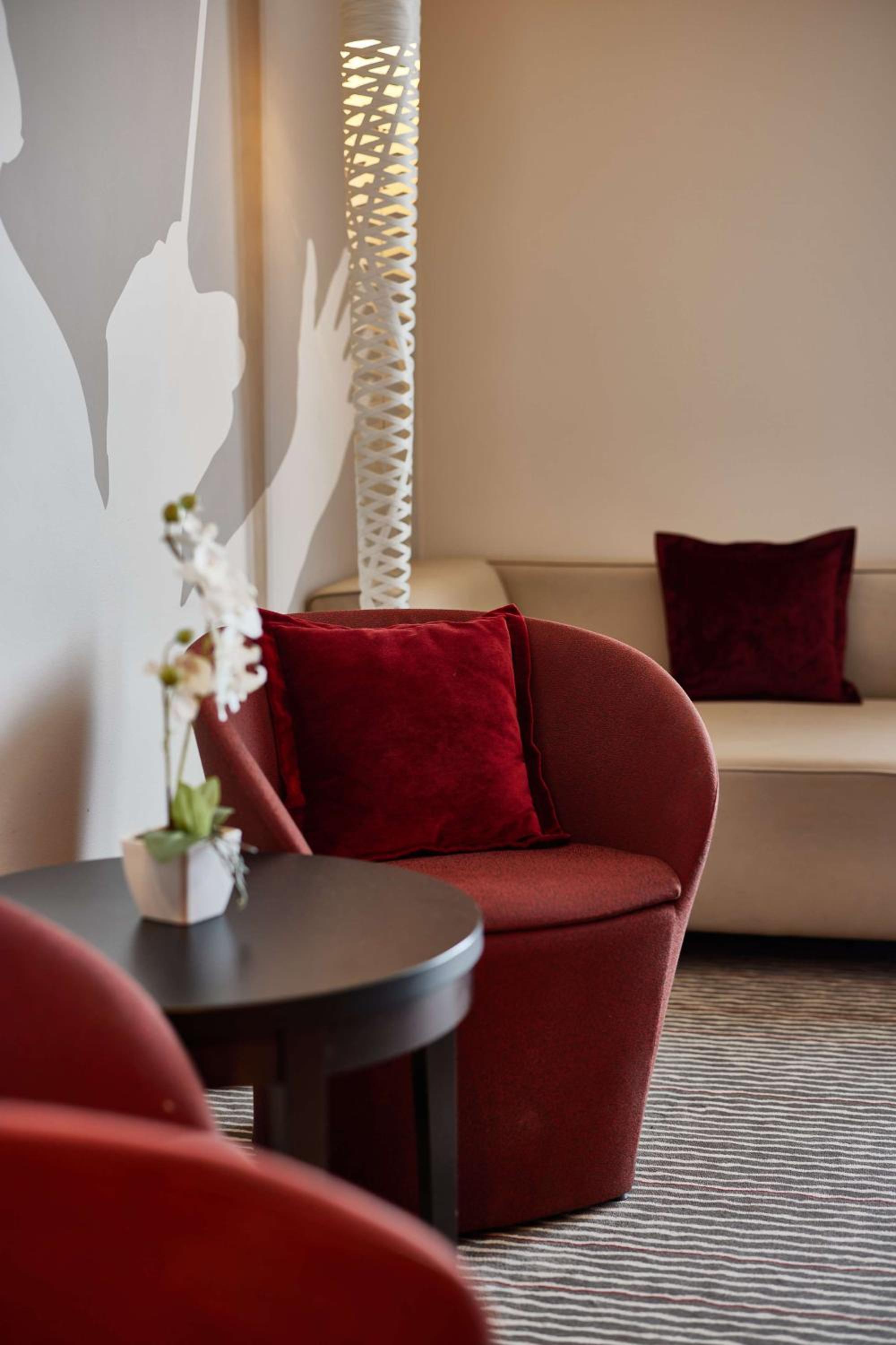 Extra Large Room