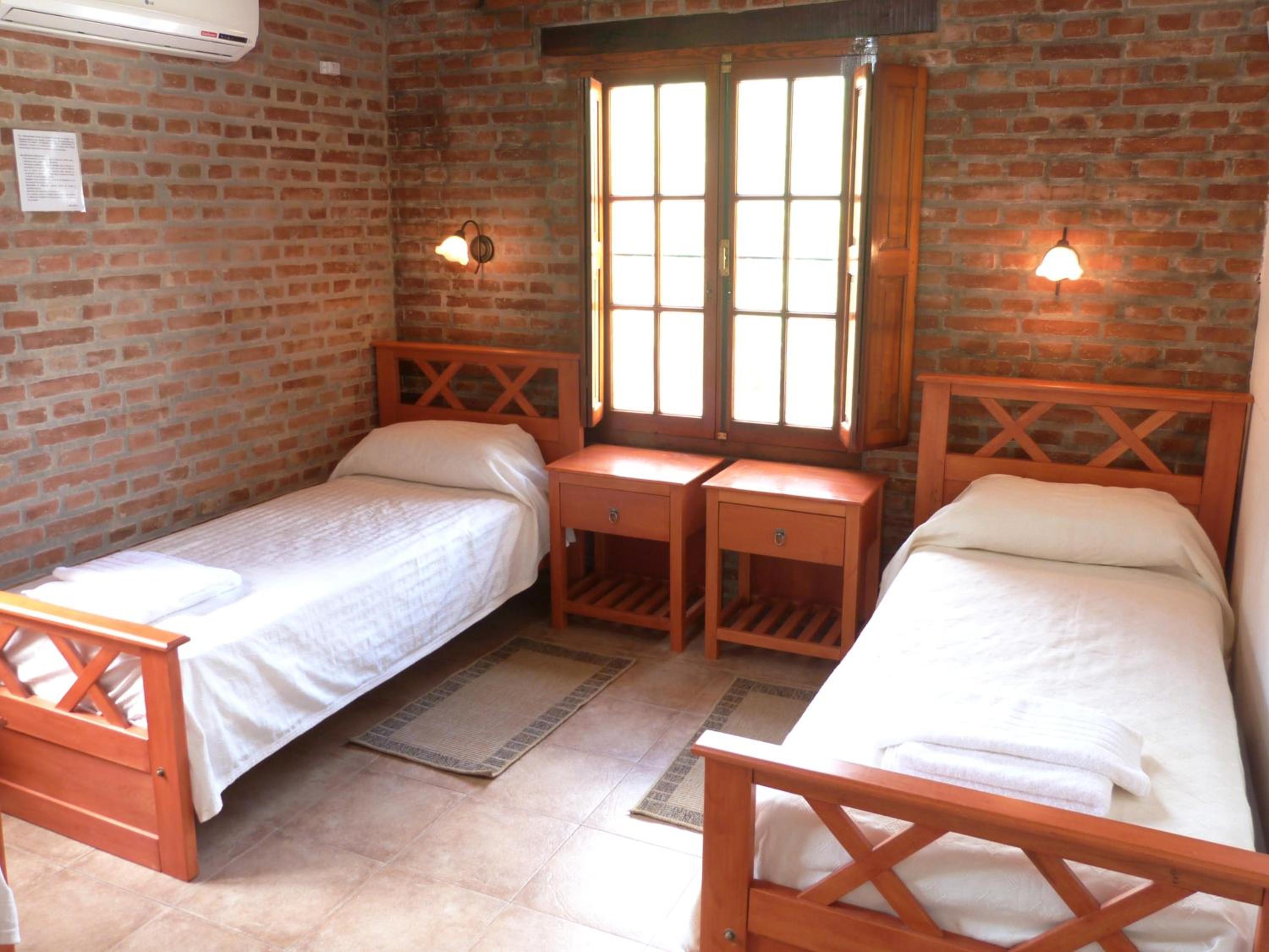 两卧室小屋