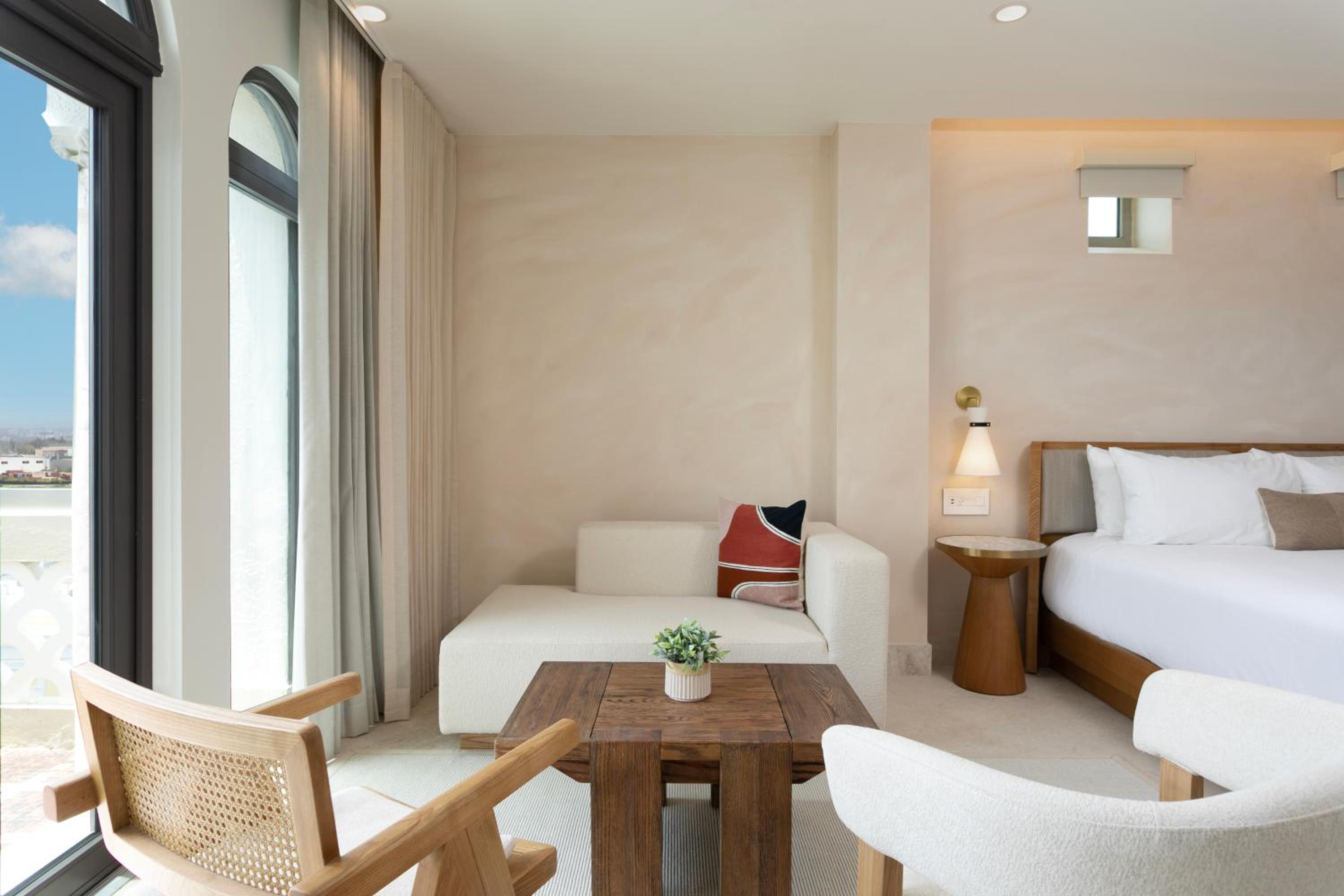 Suite with Balcony photo 3