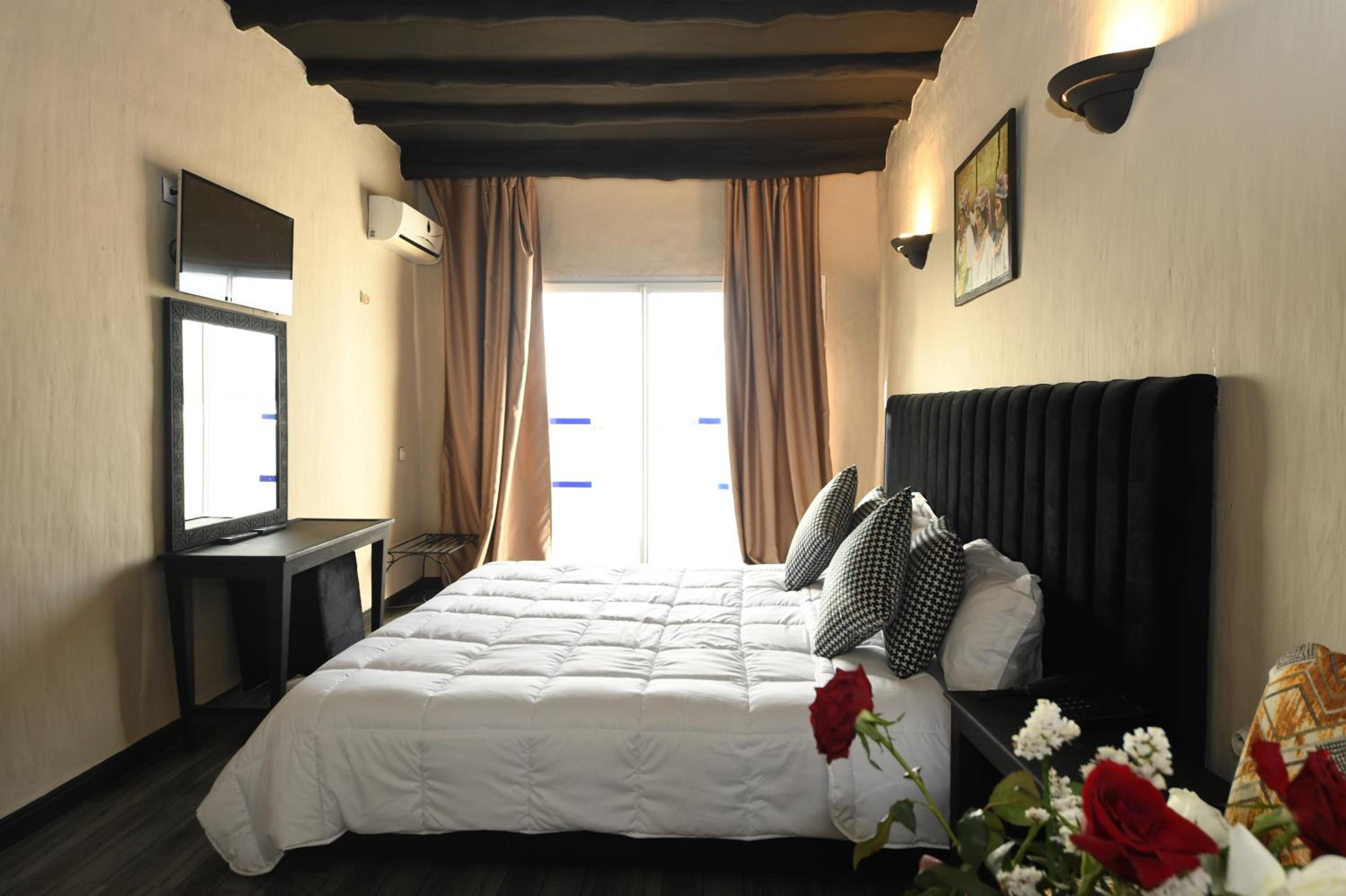 Double or Twin Room - Photo 1
