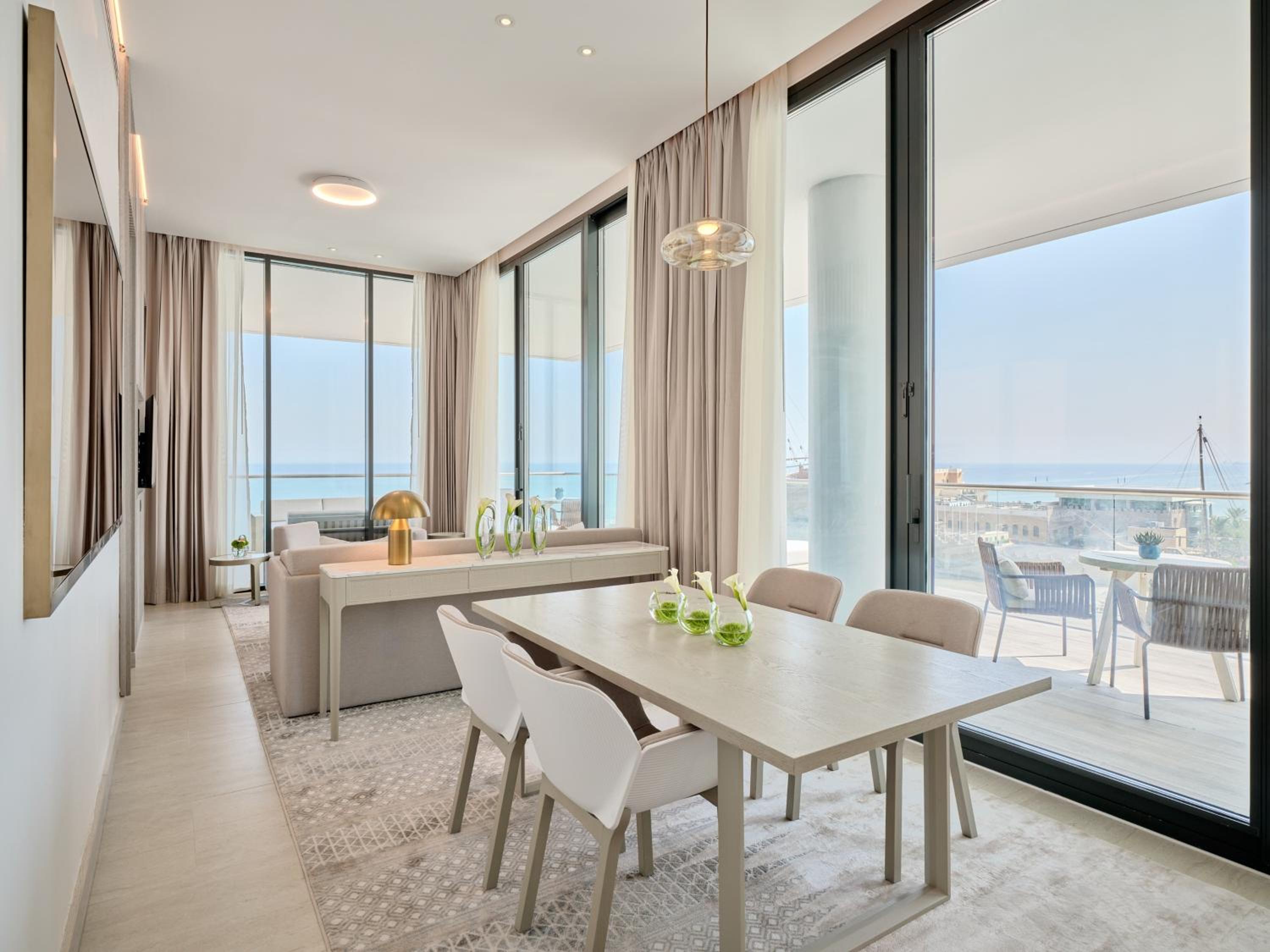 Arabella Suite Seafront Terrace