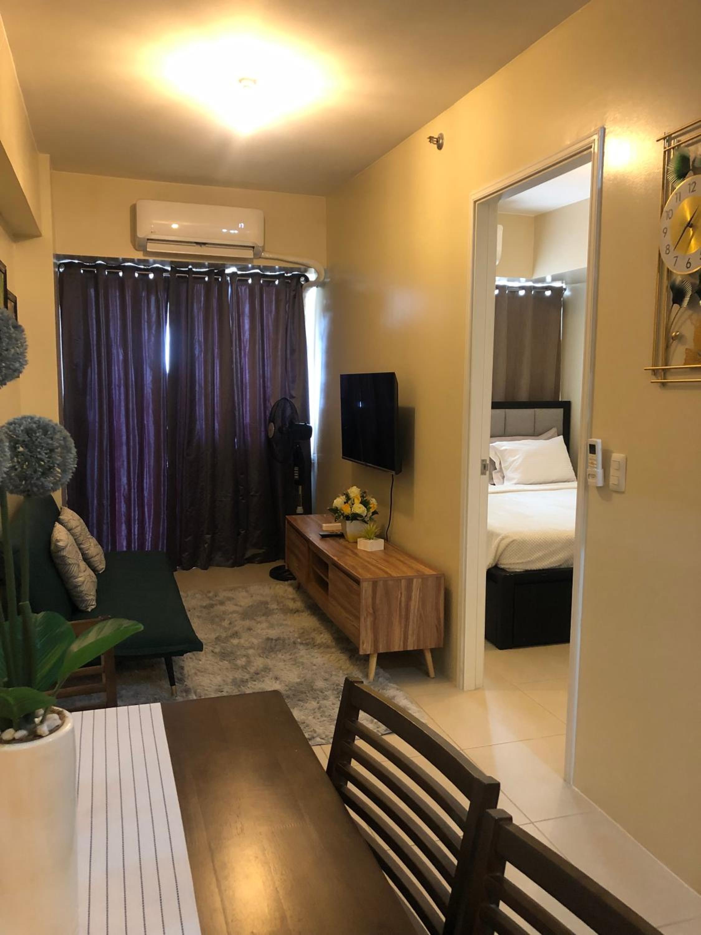One-Bedroom Apartment with Park View photo 1