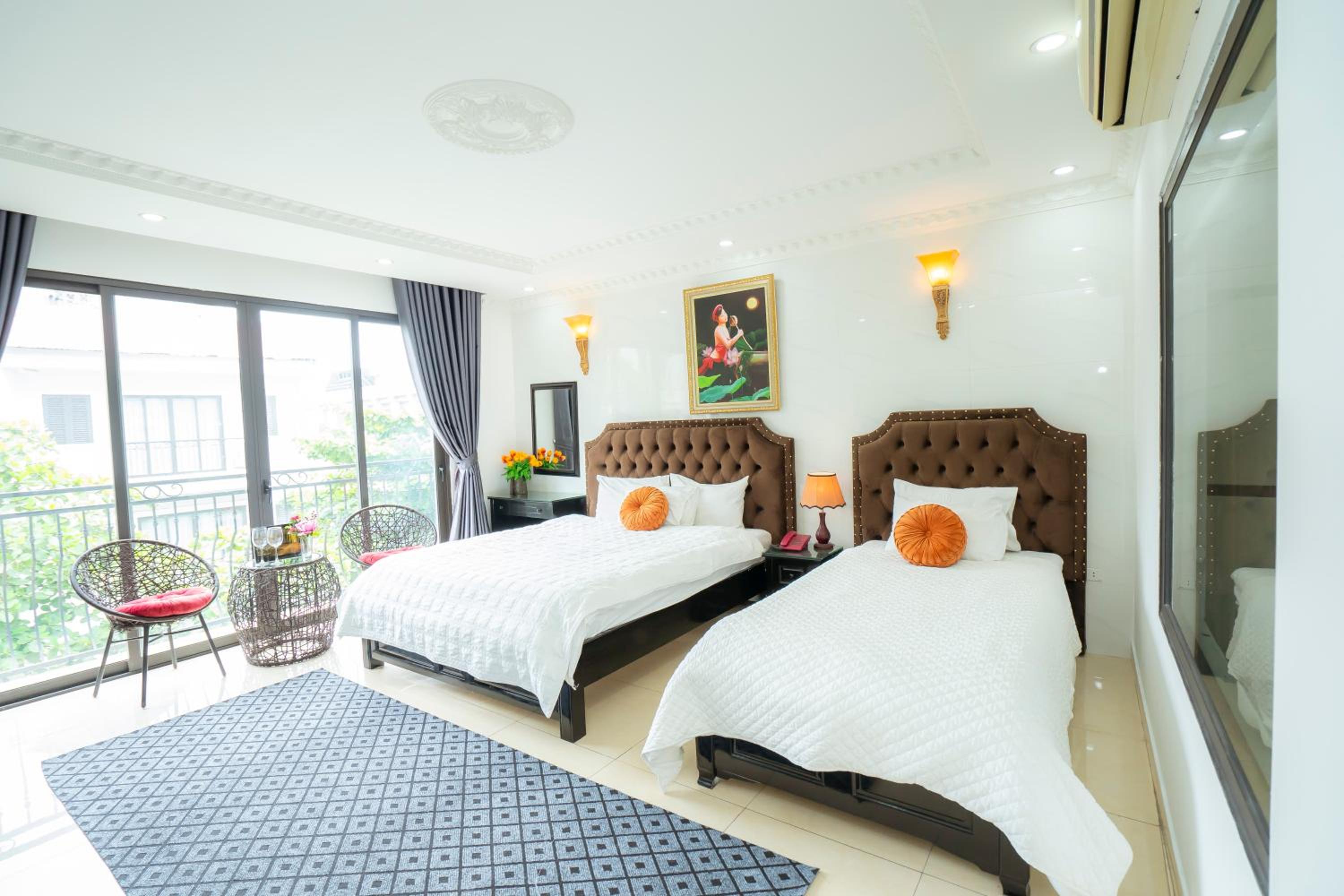 Junior Suite with Balcony