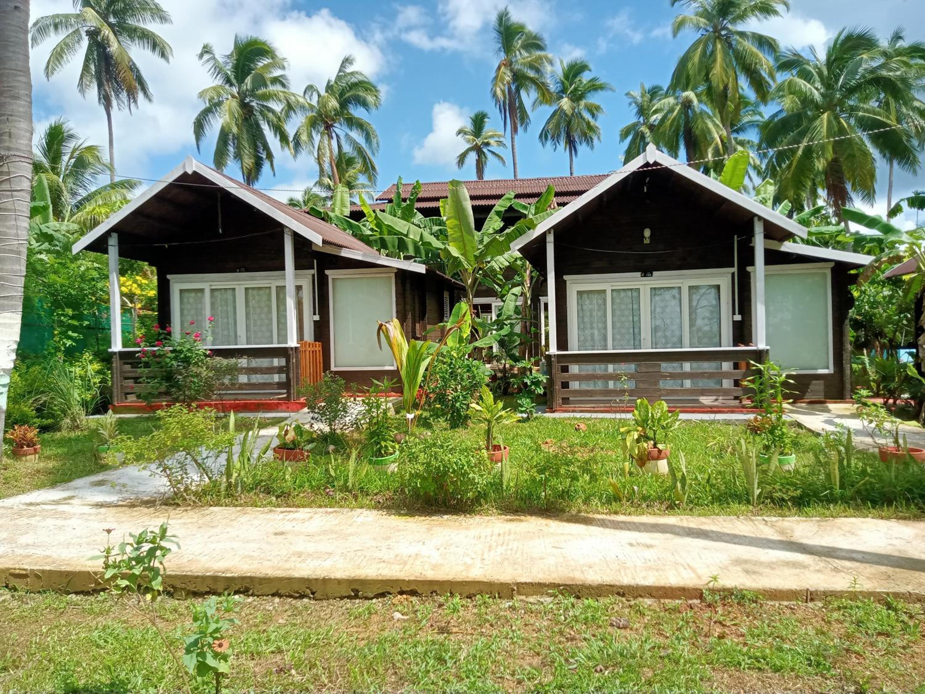 Premium Luxury Cottage With Balcony photo 3