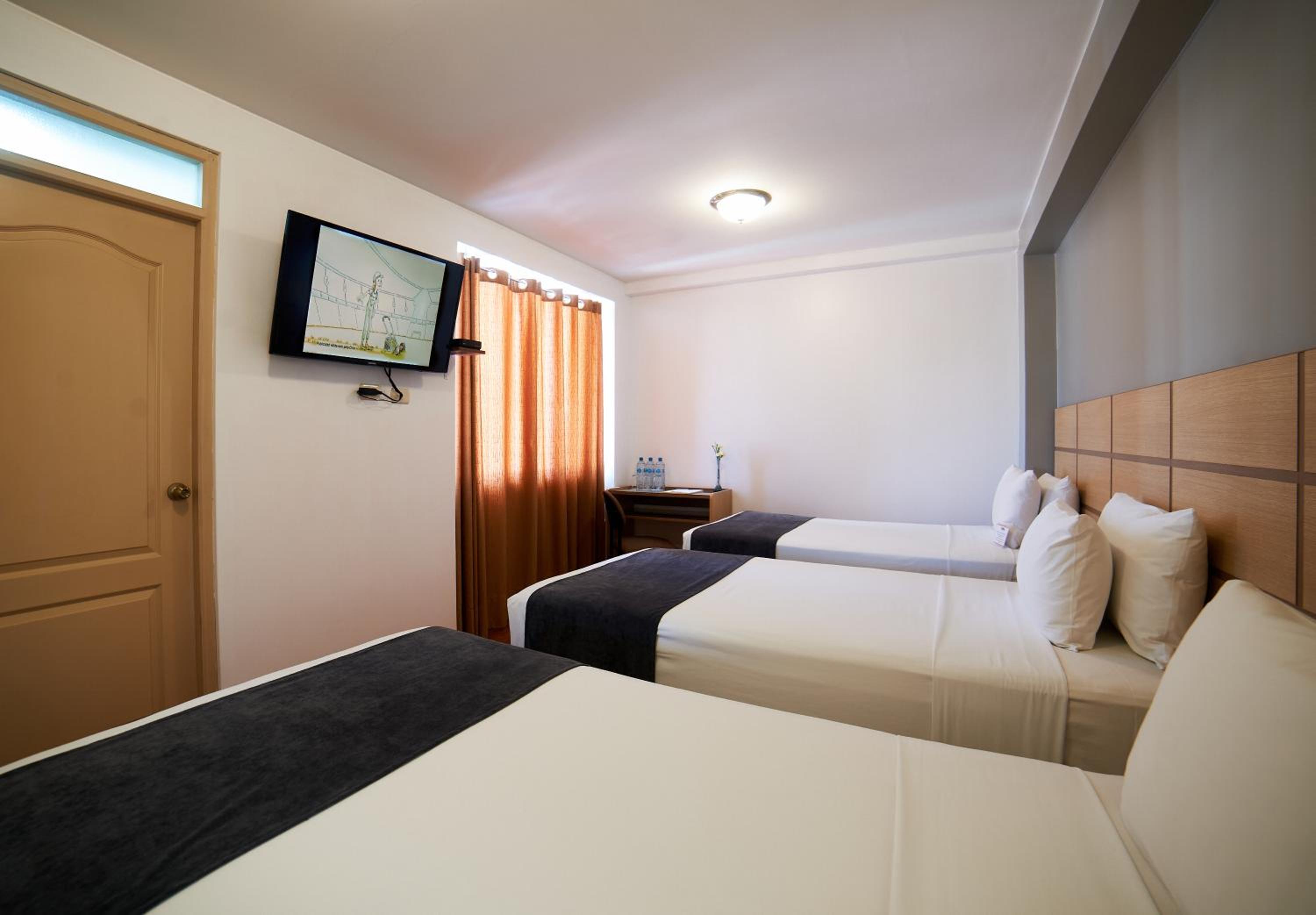 Standard Triple Room photo 2