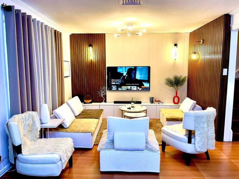 Four-Bedroom House photo 1