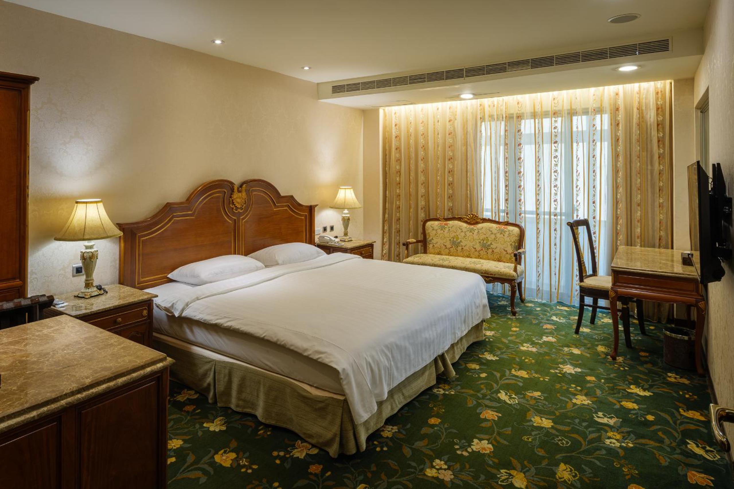 Superior Queen Room photo 1